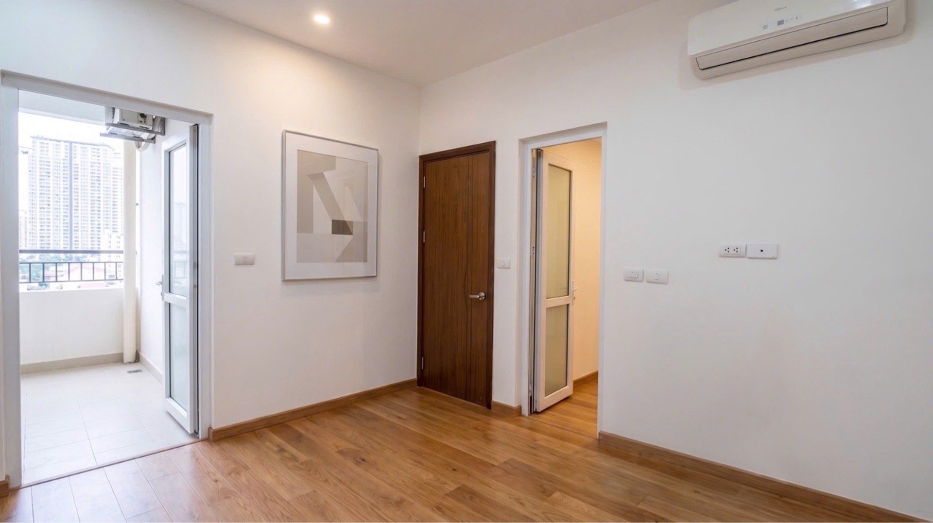 Bán nhà Thịnh Liệt - diện tích 55m2 6 tầng - VIEW ĐẸP THOÁNG MÁT - giá 4,6 tỷ