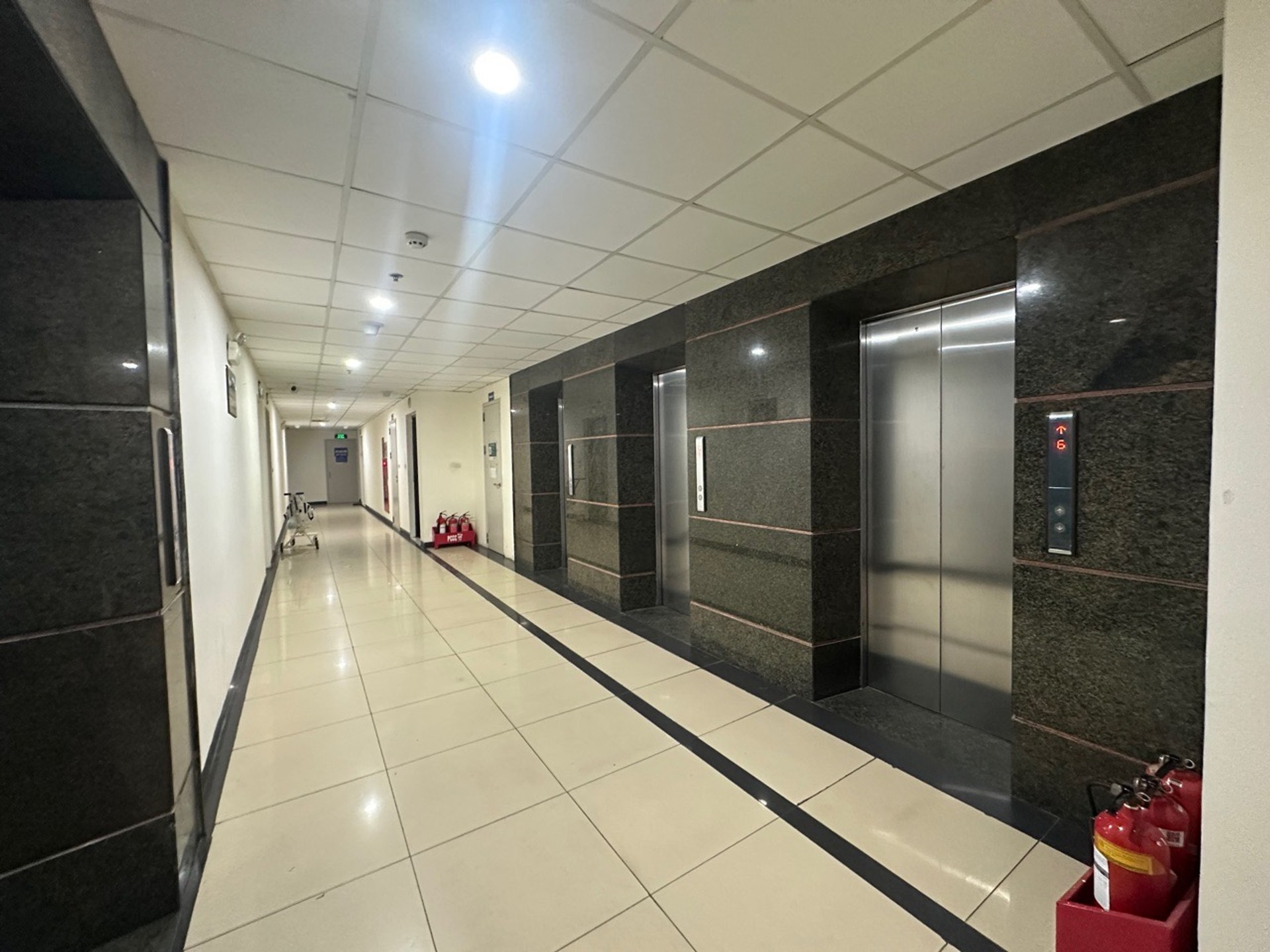 Bán nhà Thịnh Liệt - diện tích 55m2 6 tầng - VIEW ĐẸP THOÁNG MÁT - giá 4,6 tỷ