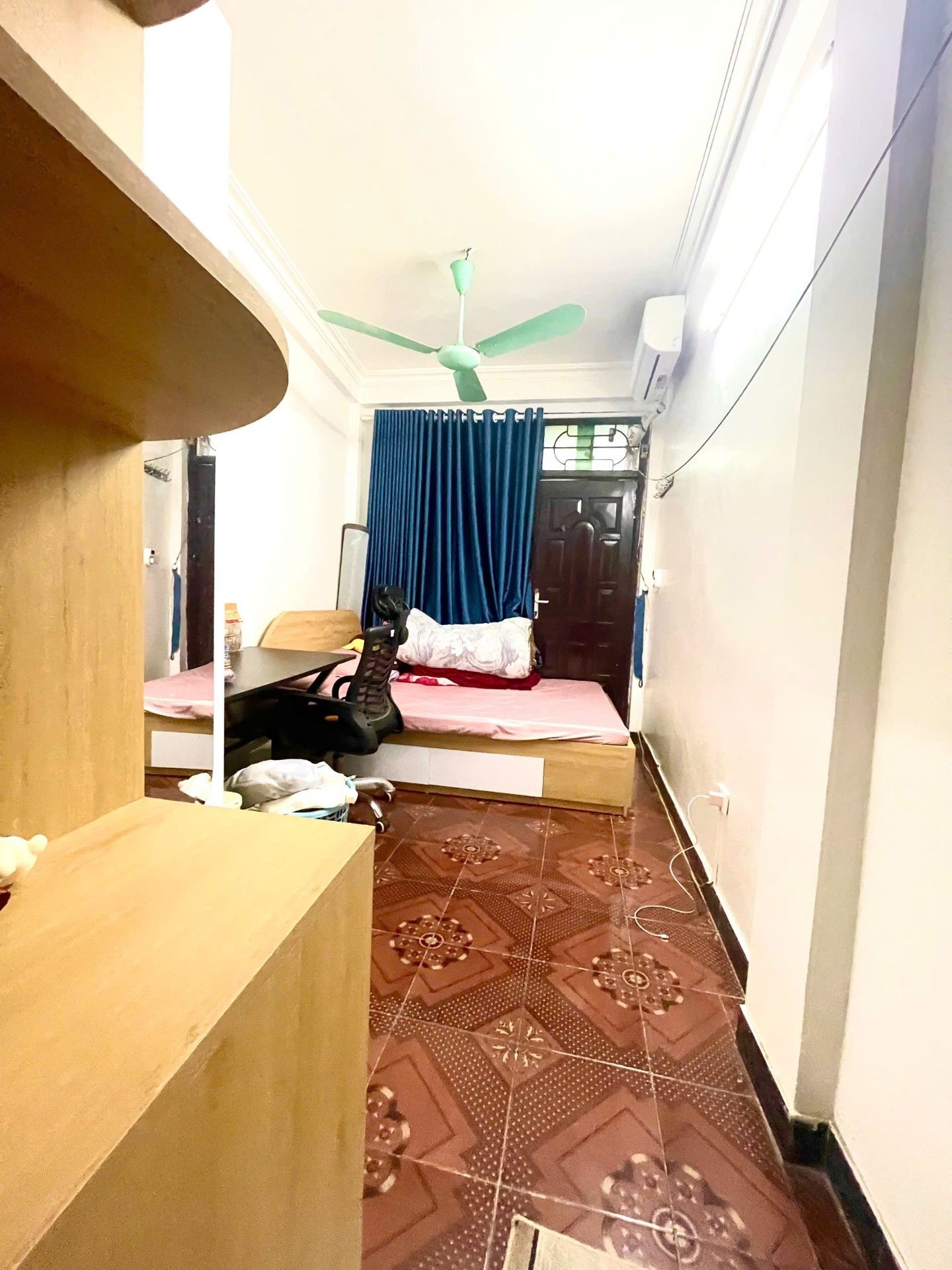 Bán nhà Trương Định - diện tích 30m2 5 tầng - MẶT PHỐ KINH DOANH ĐỈNH CAO - giá 10,8 tỷ