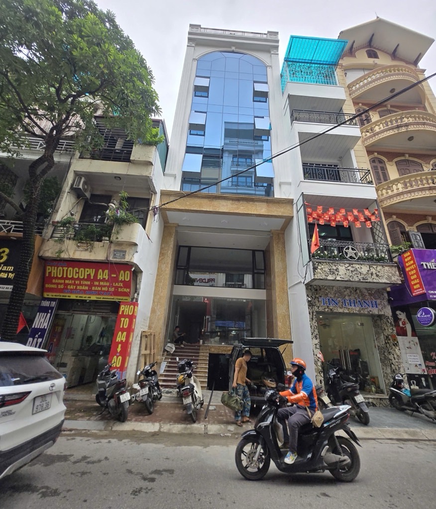 Bán nhà Nguyễn Ngọc Nại - diện tích 93.9m2 8 tầng - Mặt phố - giá 73,8 tỷ