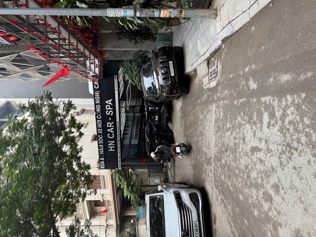 Bán nhà Lê Văn Lương - diện tích 202m2 1 tầng - ô tô tránh - giá 105 tỷ