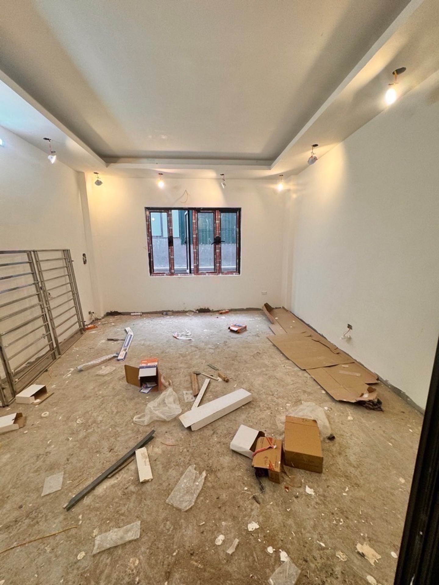 Bán nhà Vĩnh Hưng - diện tích 30m2 5 tầng - ô tô đỗ cửa - giá 7,2 tỷ