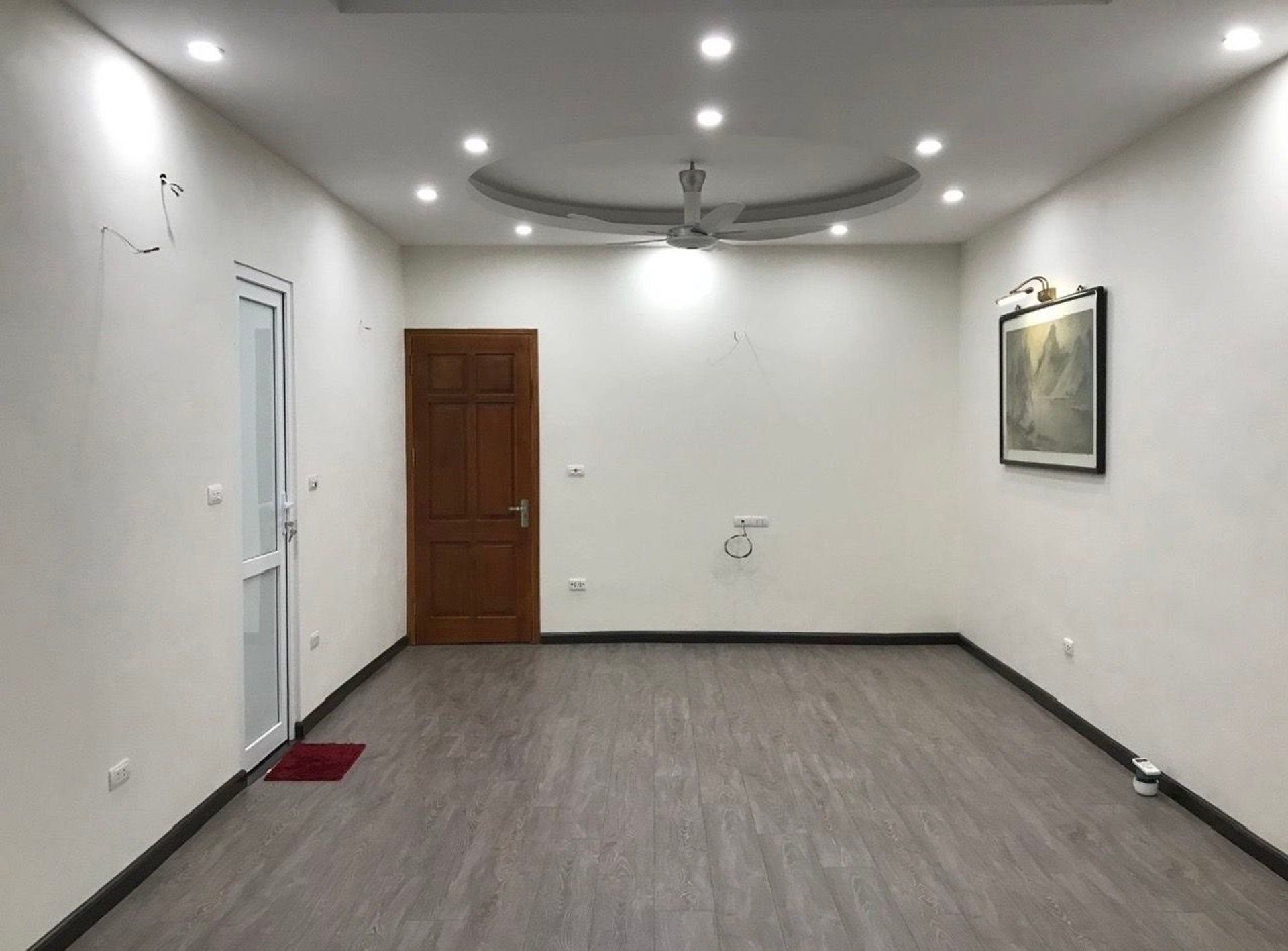 Bán nhà Lê Thanh Nghị - diện tích 133.4m2 3 tầng - Lô góc 3 mặt thoáng - giá 28 tỷ