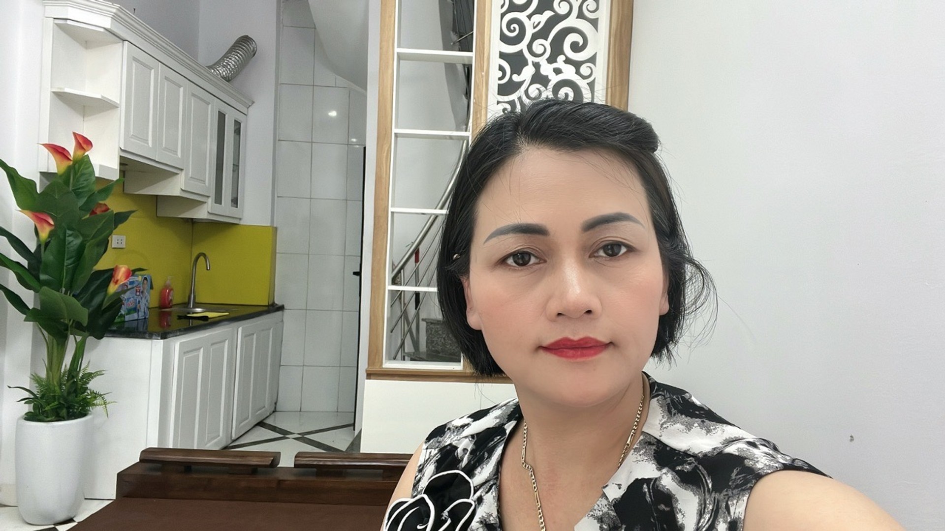 Bán nhà Vĩnh Hưng - diện tích 18m2 5 tầng - Nhà nhỏ có võ, full nội thất - giá 3,45 tỷ