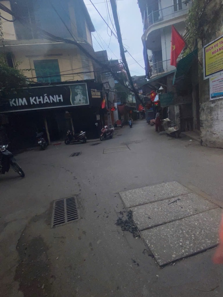 Bán nhà Hoàng Mai - diện tích 39m2 3 tầng - Mặt phố kinh doanh sầm uất - giá 8,8 tỷ