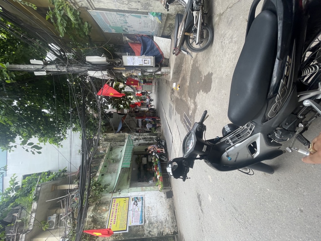 Bán nhà Hoàng Mai - diện tích 39m2 3 tầng - Mặt phố kinh doanh sầm uất - giá 8,8 tỷ
