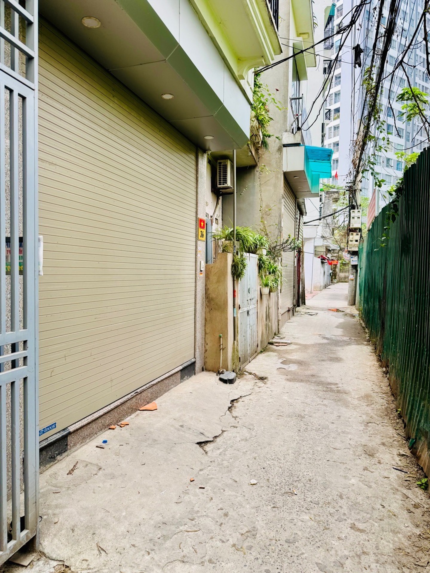 Bán nhà Dương Văn Bé - diện tích 40m2 5 tầng - Ngõ thông, gần ô tô - giá 9,5 tỷ