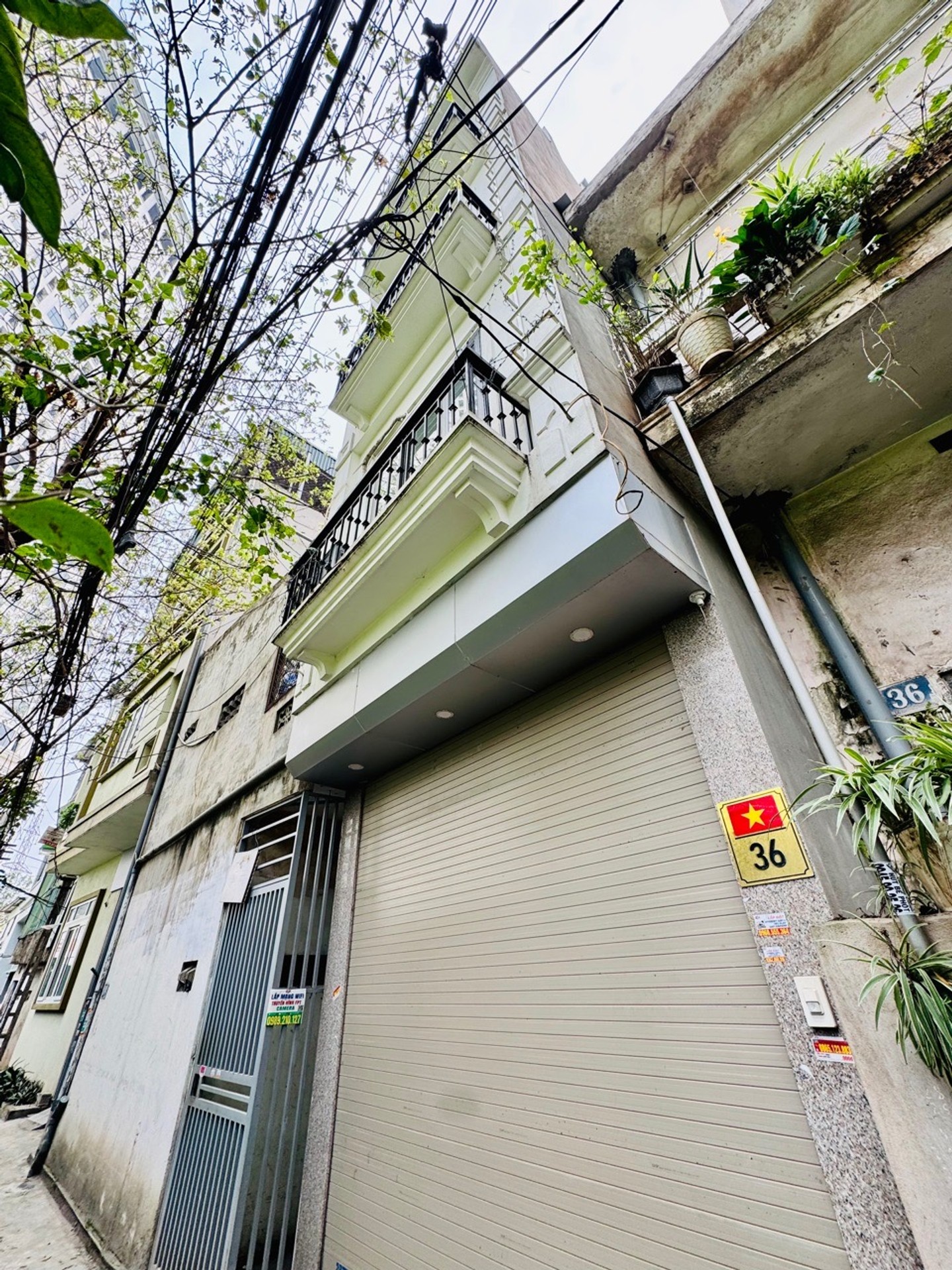 Bán nhà Dương Văn Bé - diện tích 40m2 5 tầng - Ngõ thông, gần ô tô - giá 9,5 tỷ