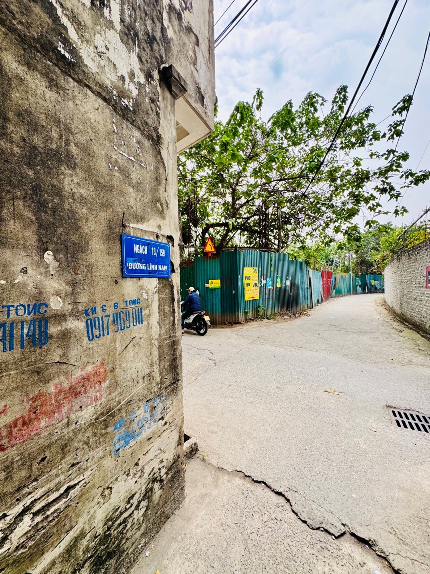 Bán nhà Dương Văn Bé - diện tích 40m2 5 tầng - Ngõ thông, gần ô tô - giá 9,5 tỷ