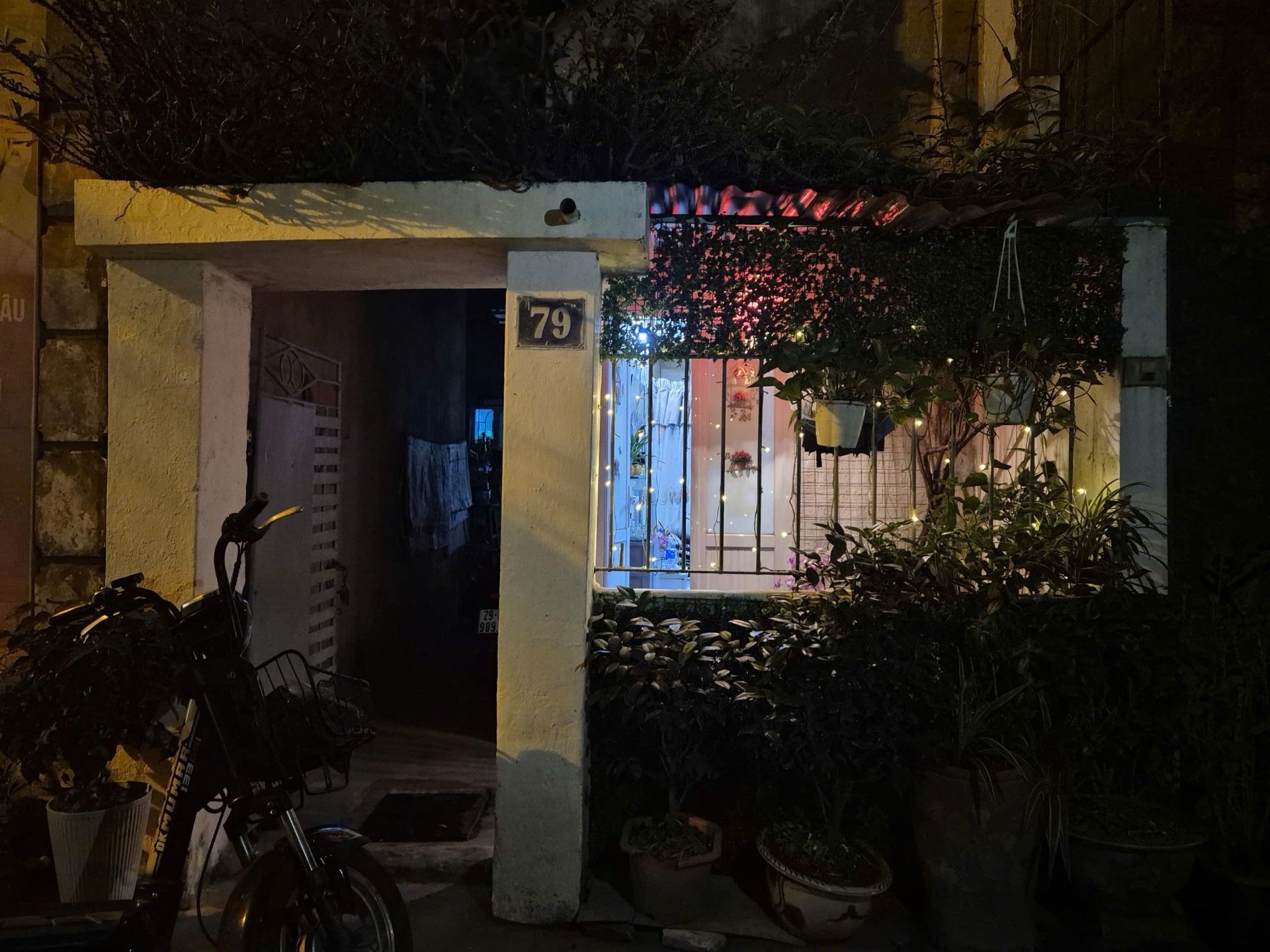 Bán nhà Minh Khai - diện tích 60m2 3 tầng - Đất 5.2 - giá 12,8 tỷ