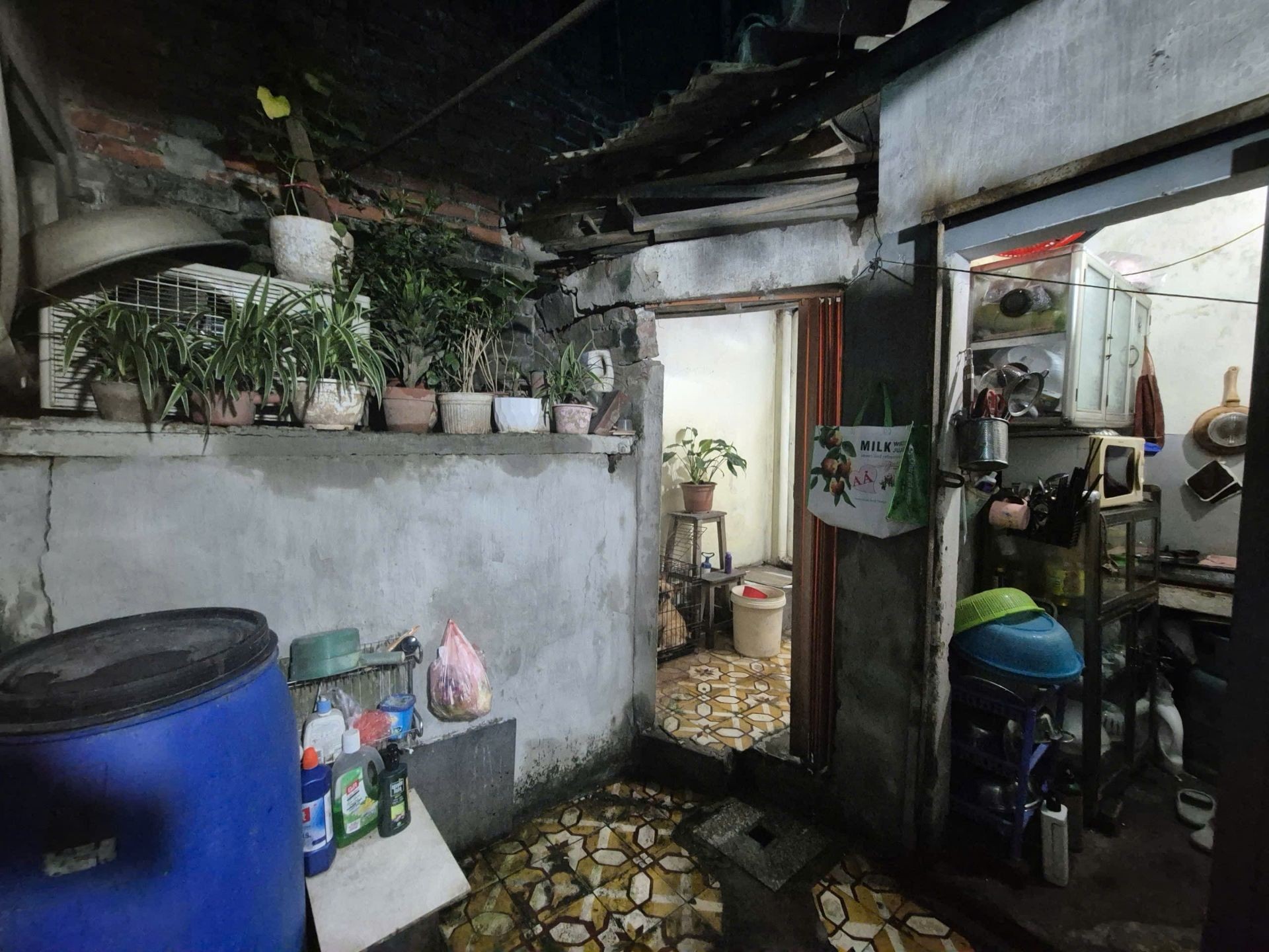Bán nhà Minh Khai - diện tích 60m2 3 tầng - Đất 5.2 - giá 12,8 tỷ