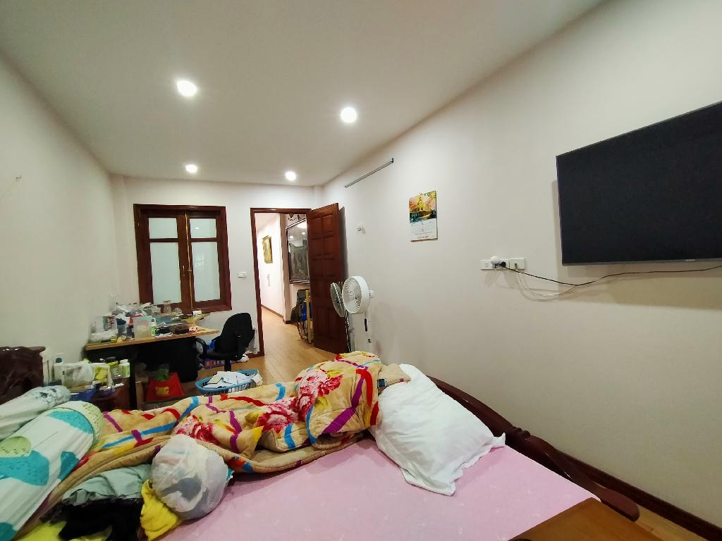 Bán nhà Phố Vọng - diện tích 117m2 7 tầng - Mặt phố quy hoạch ổn định - giá 39,5 tỷ