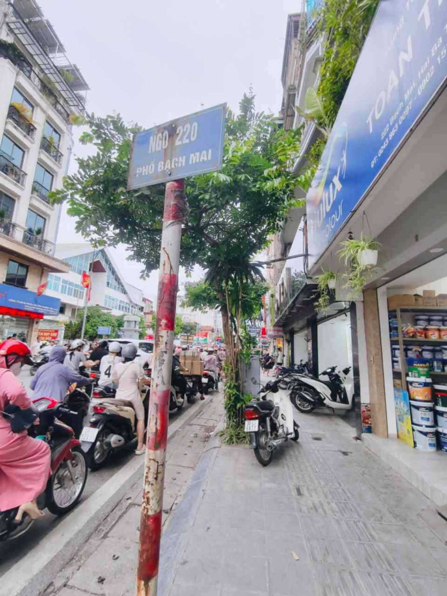 Bán nhà Bạch Mai - diện tích 16m2 5 tầng - Nhà đẹp, gần phố thoáng sáng - giá 4,4 tỷ