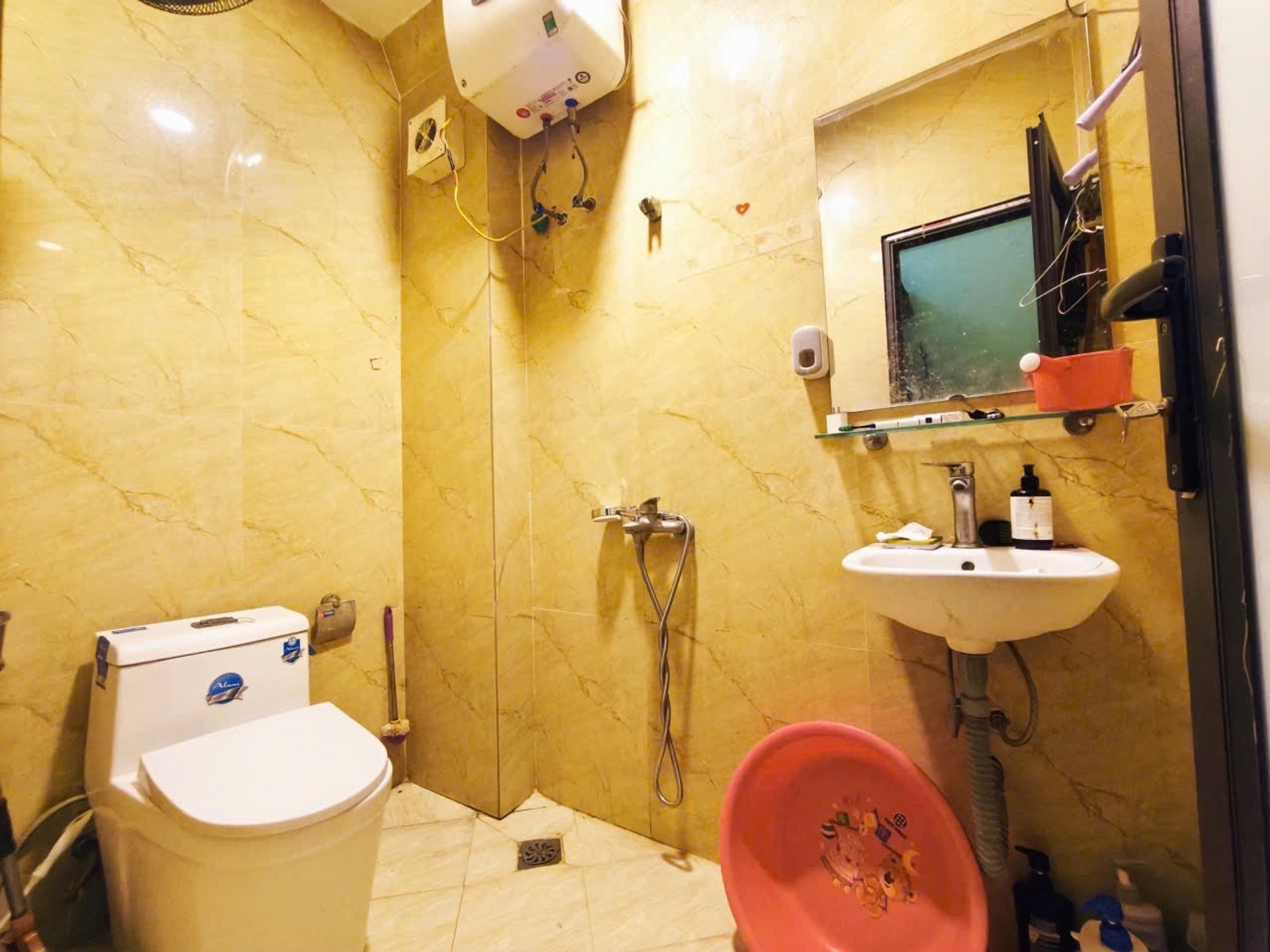Bán nhà Thanh Lân - diện tích 66m2 5 tầng - gần ô tô - giá 3,3 tỷ