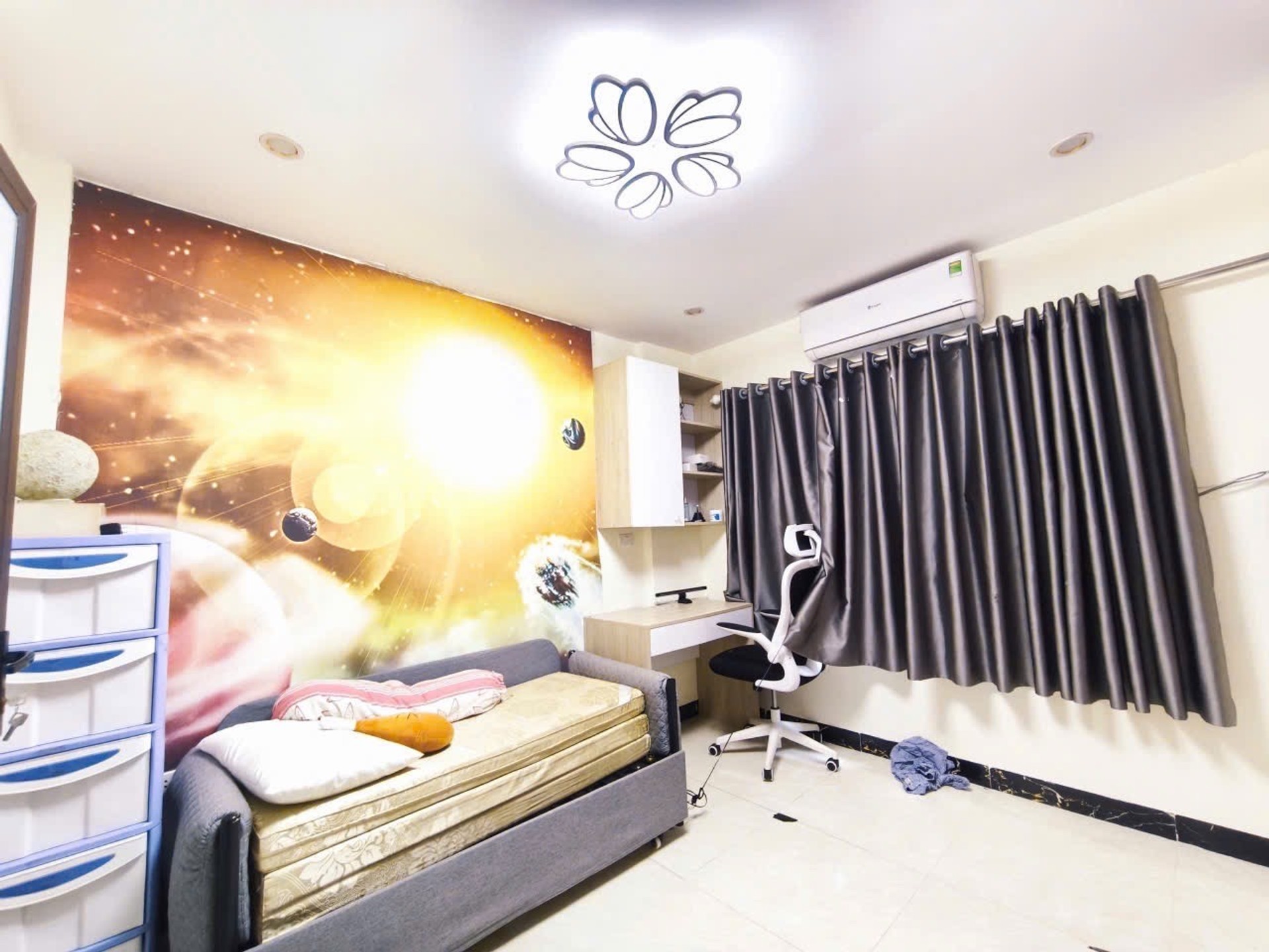 Bán nhà Thanh Lân - diện tích 66m2 5 tầng - gần ô tô - giá 3,3 tỷ