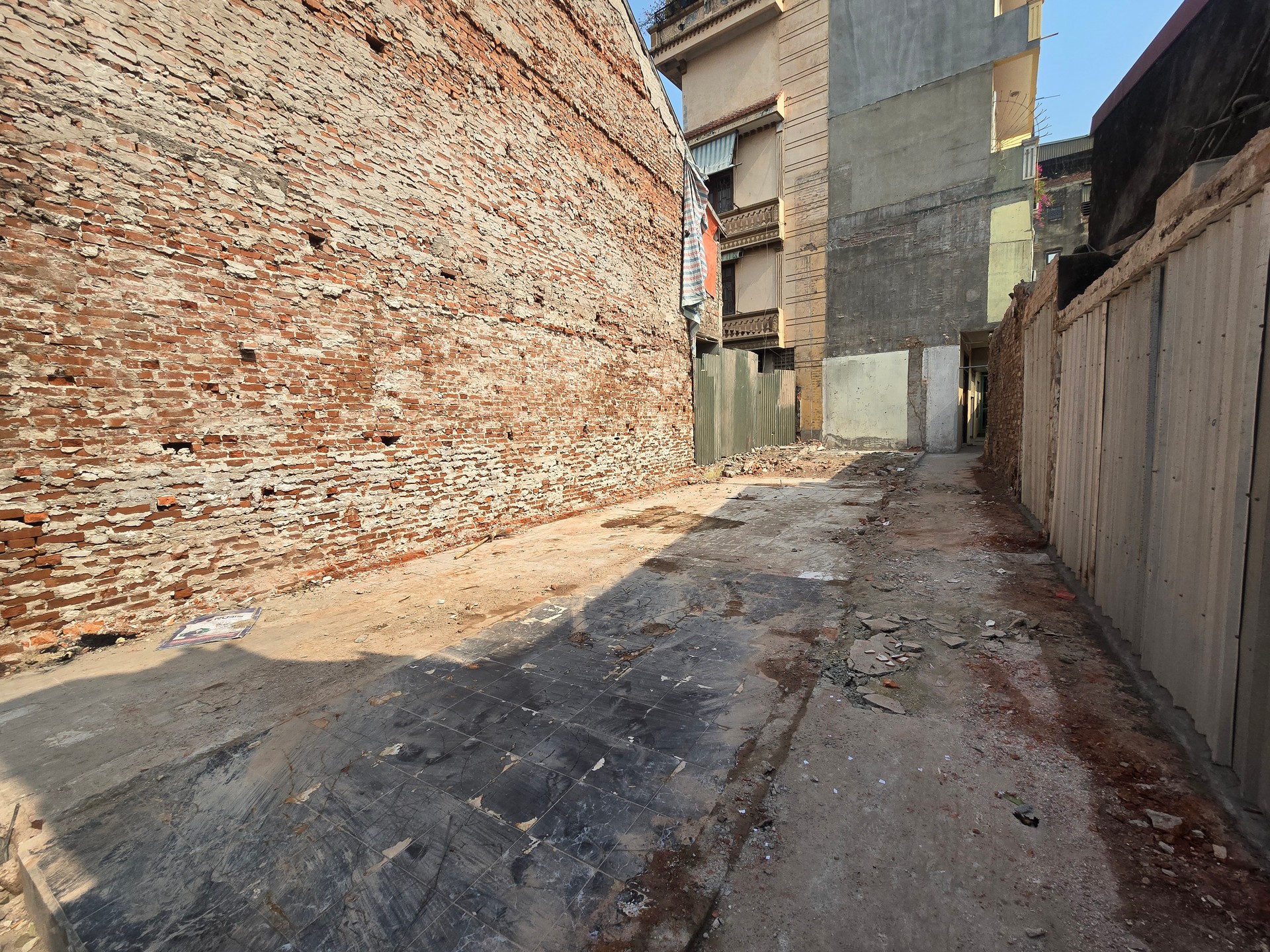 Bán nhà Trương Định - diện tích 78m2 1 tầng - Lô góc 2 mặt thoáng - giá 38,6 tỷ