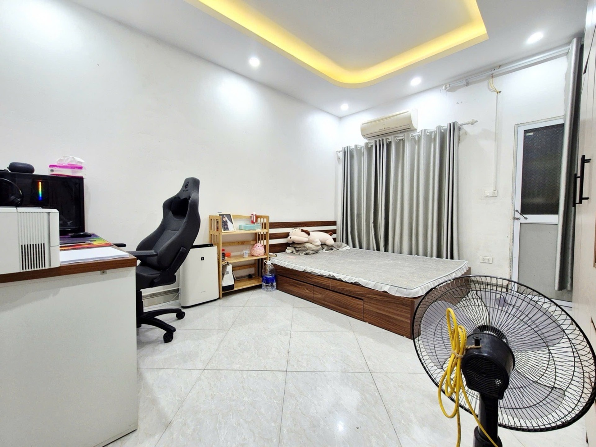 Bán nhà Định Công Thượng - diện tích 27m2 2 tầng - Nhà mới đẹp ở ngay - giá 1,85 tỷ