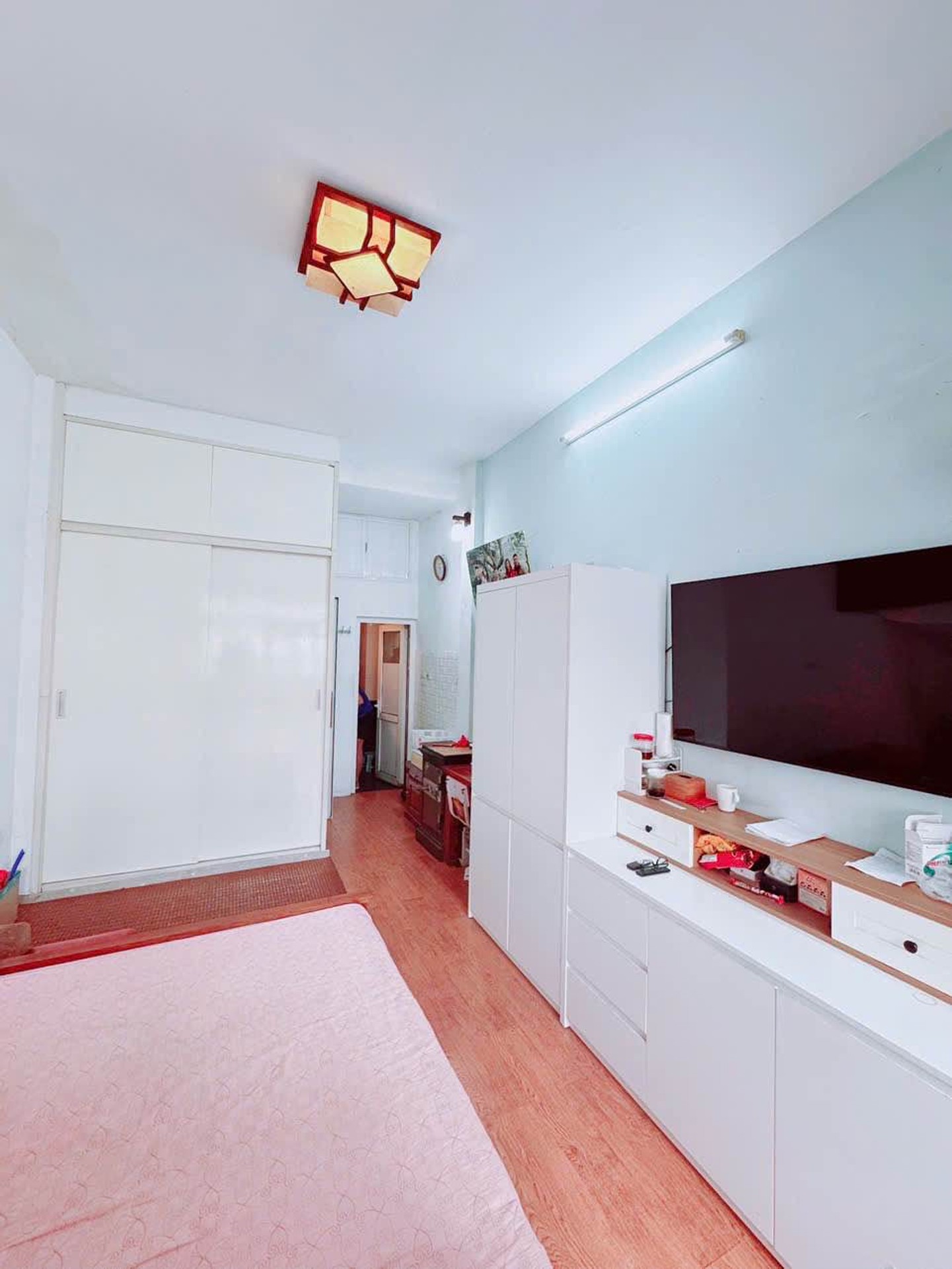 Bán nhà Giải Phóng - diện tích 25m2 6 tầng - Ngõ ô tô - giá 17,9 tỷ