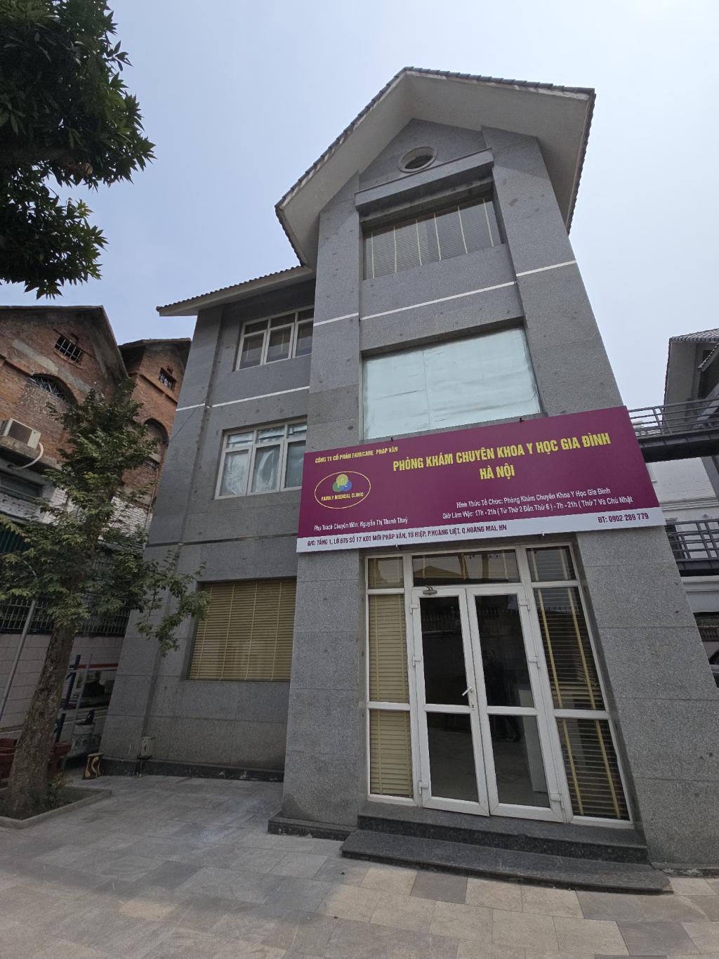 Bán nhà Pháp Vân - diện tích 631m2 4 tầng - Ô tô 45 chỗ đỗ cửa - giá 150 tỷ