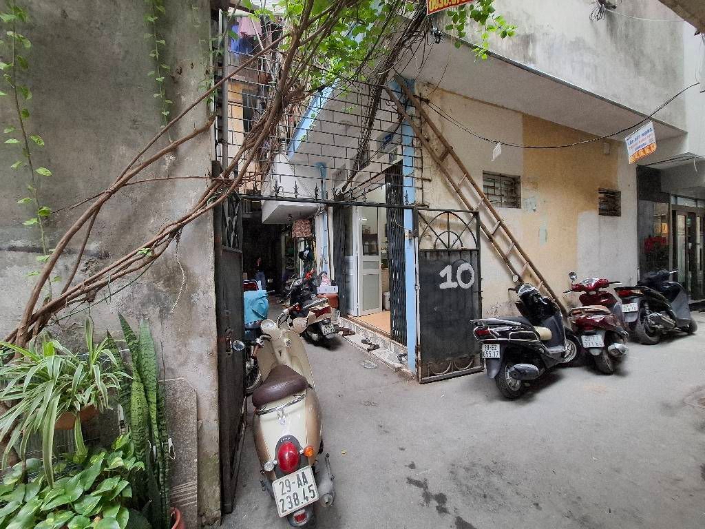Bán nhà HĐ - diện tích 46m2 3 tầng - gần ô tô - giá 9,7 tỷ