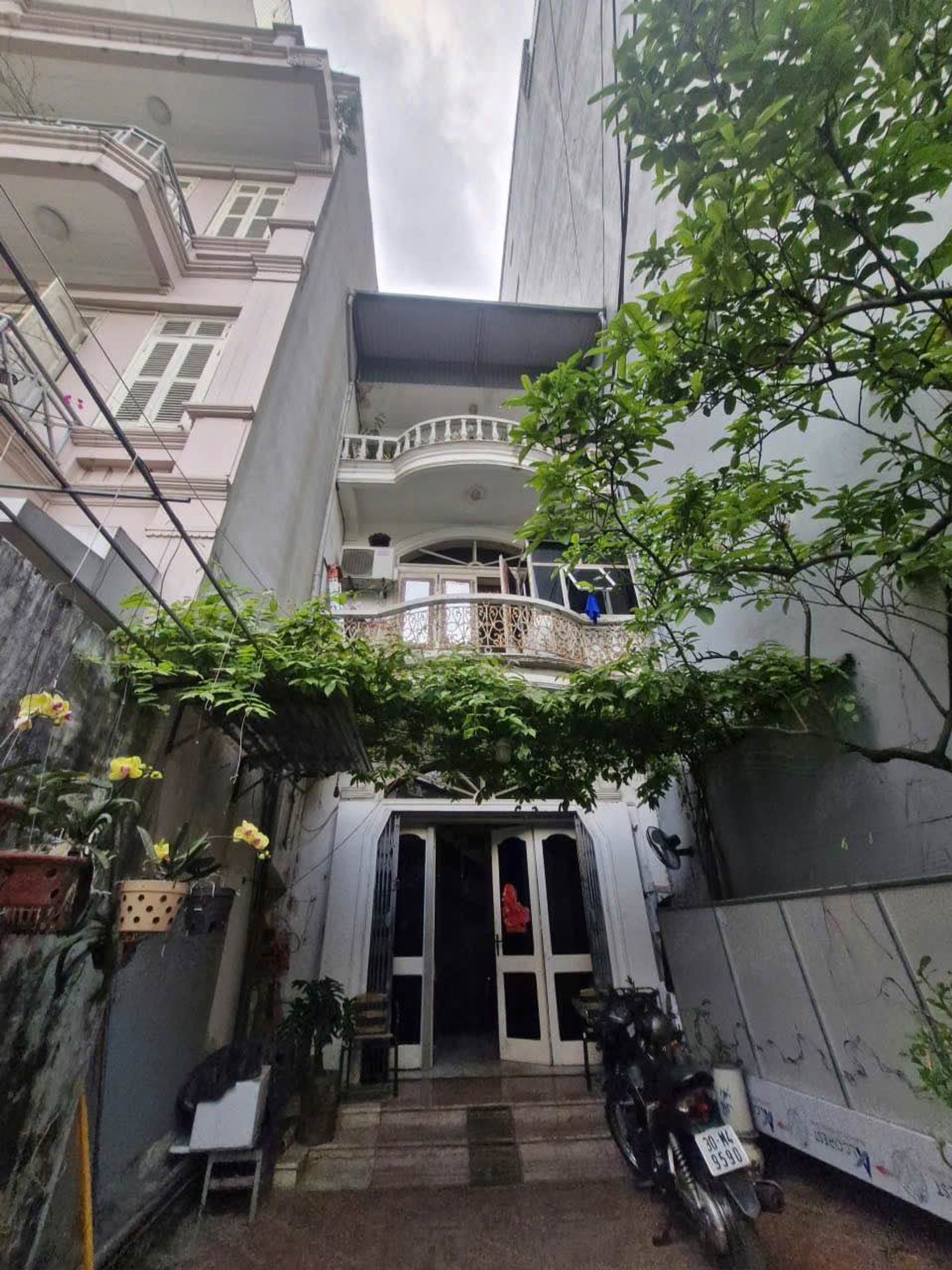 Bán nhà Trung Văn - diện tích 102m2 3 tầng - Ô tô vào nhà - giá 25 tỷ