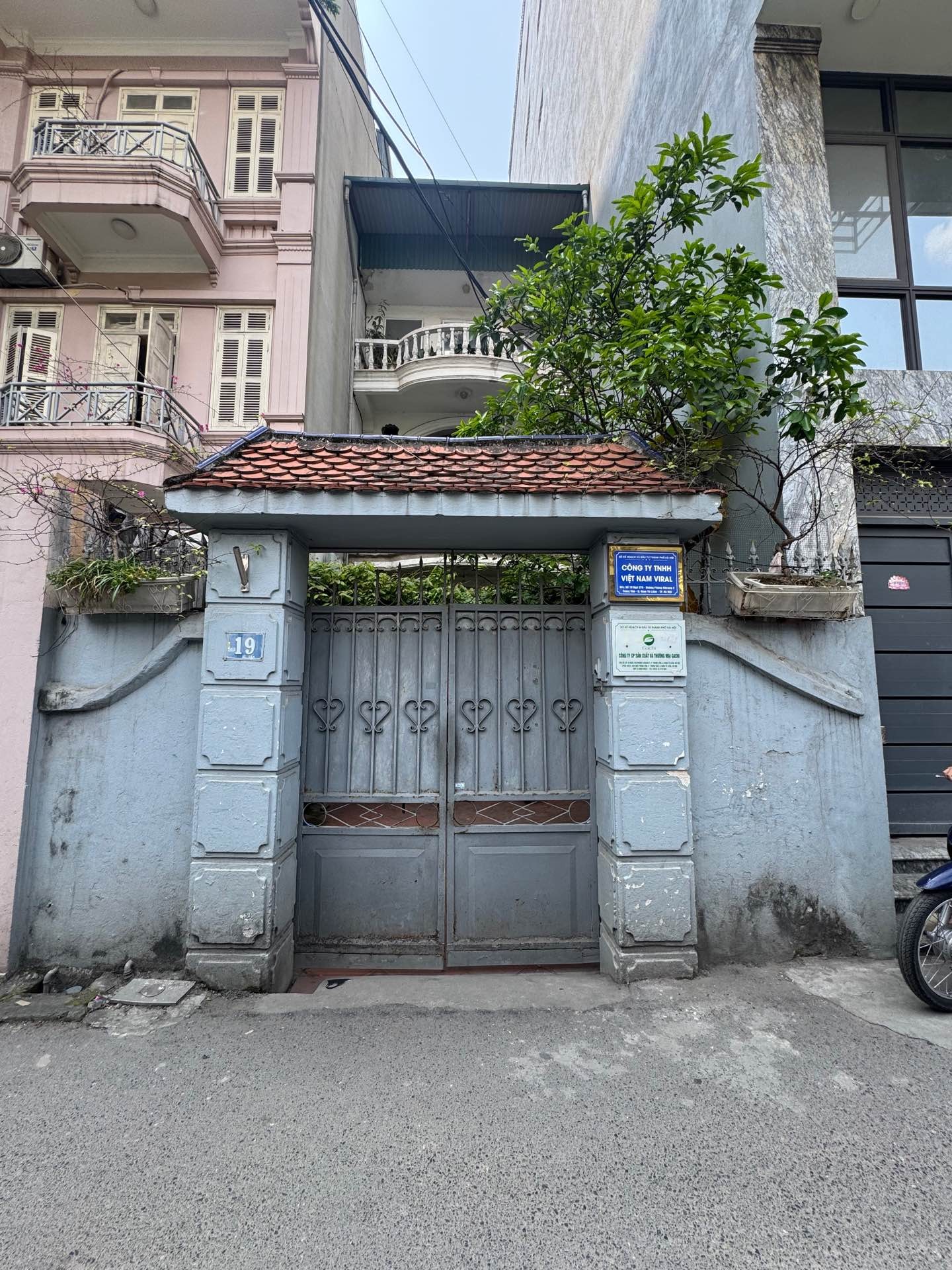 Bán nhà Trung Văn - diện tích 102m2 3 tầng - Ô tô vào nhà - giá 25 tỷ