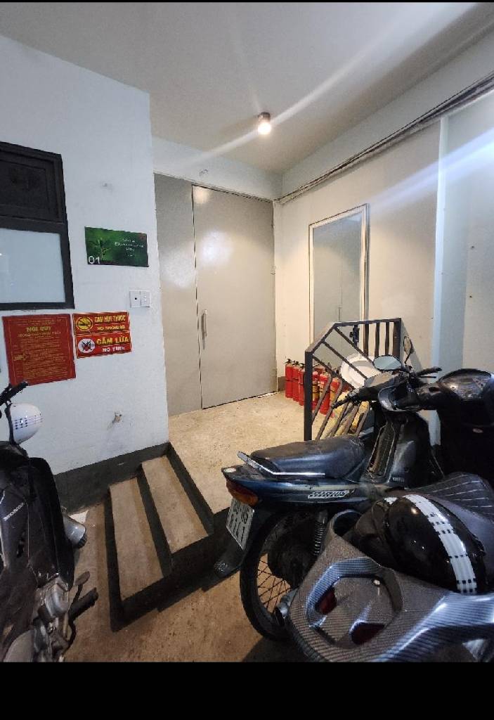 Bán nhà Hai Bà Trưng - diện tích 73m2 6 tầng - Ô tô cách 50m - giá 15,5 tỷ