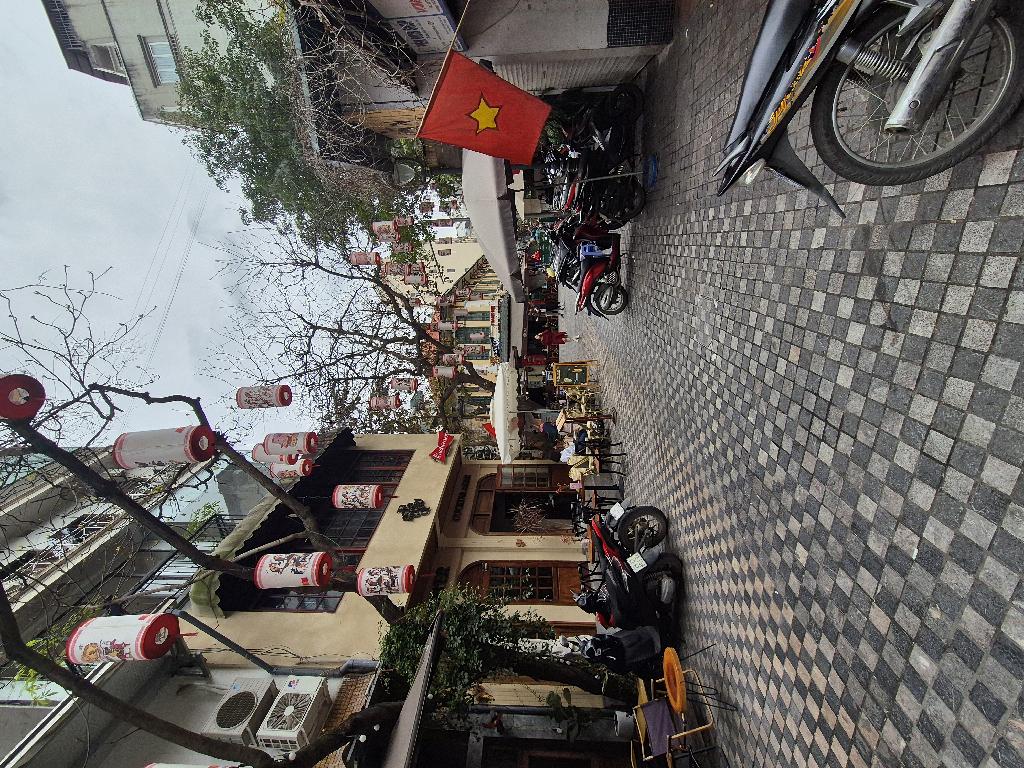 Bán nhà Tống Duy Tân - diện tích 106m2 1 tầng - Nhà nằm trong ngõ cách mặt phố 10m - giá 25 tỷ