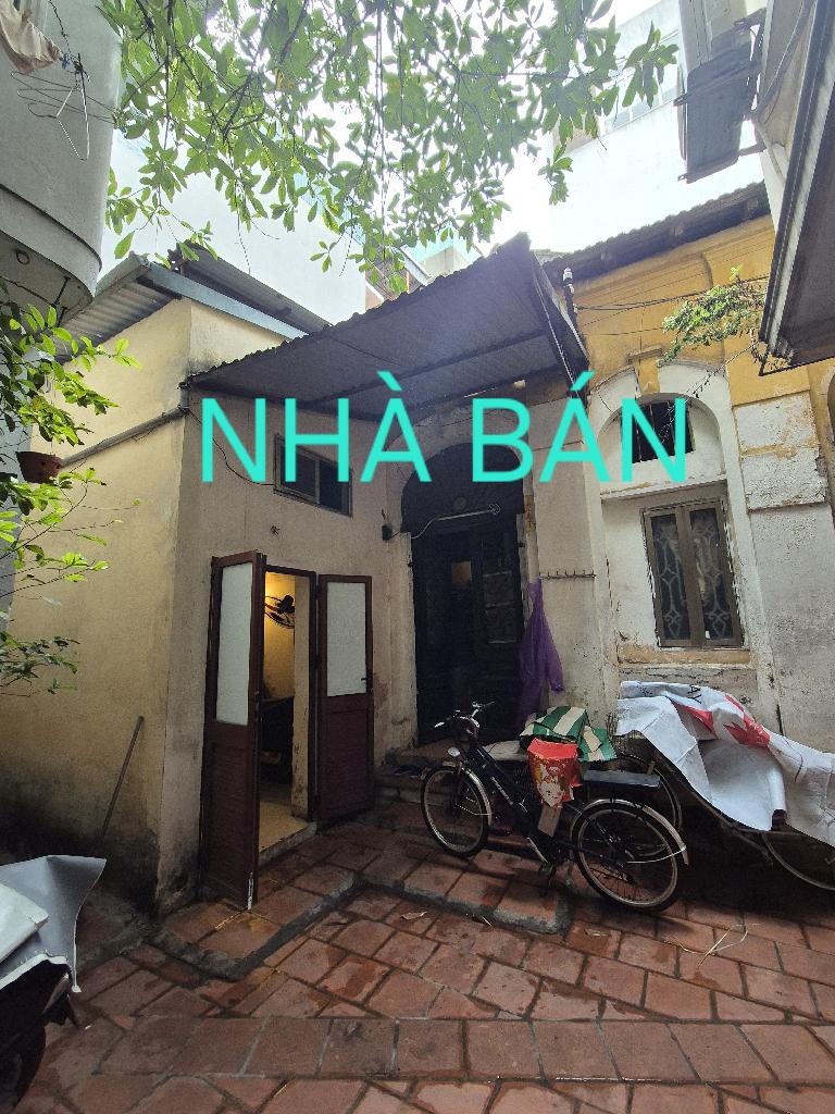 Bán nhà Tống Duy Tân - diện tích 106m2 1 tầng - Nhà nằm trong ngõ cách mặt phố 10m - giá 25 tỷ
