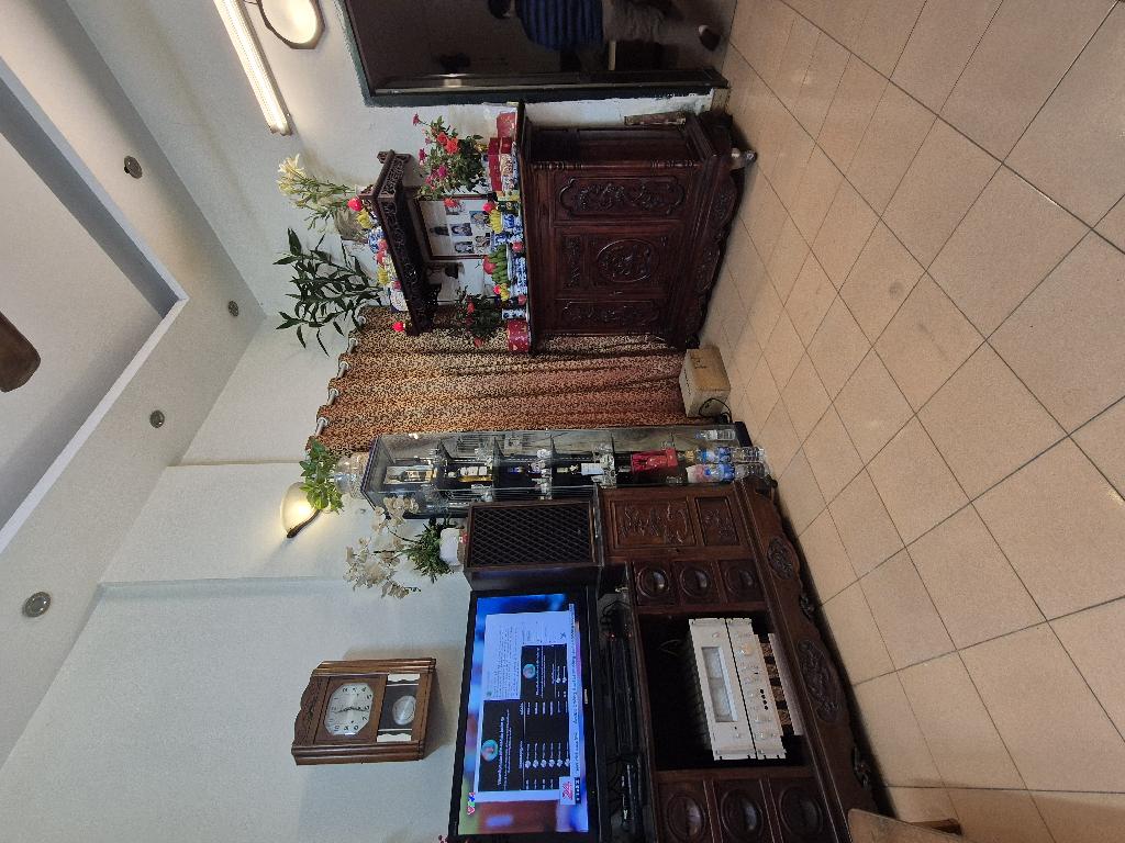 Bán nhà Tống Duy Tân - diện tích 106m2 1 tầng - Nhà nằm trong ngõ cách mặt phố 10m - giá 25 tỷ