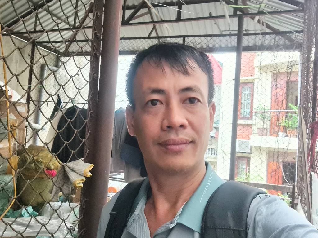 Bán nhà Đê Tô Hoàng - diện tích 38m2 3 tầng - Lô góc, ô tô tránh - giá 13,8 tỷ