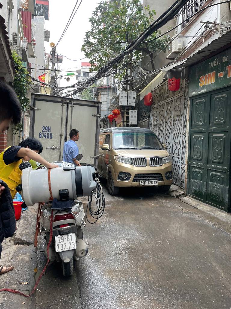 Bán nhà Đê Tô Hoàng - diện tích 38m2 3 tầng - Lô góc, ô tô tránh - giá 13,8 tỷ