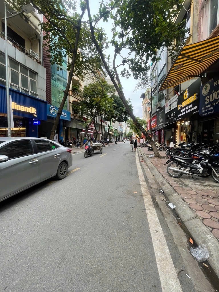 Bán nhà Vương Thừa Vũ - diện tích 190m2 8 tầng - Mặt tiền quyền lực - giá 147 tỷ