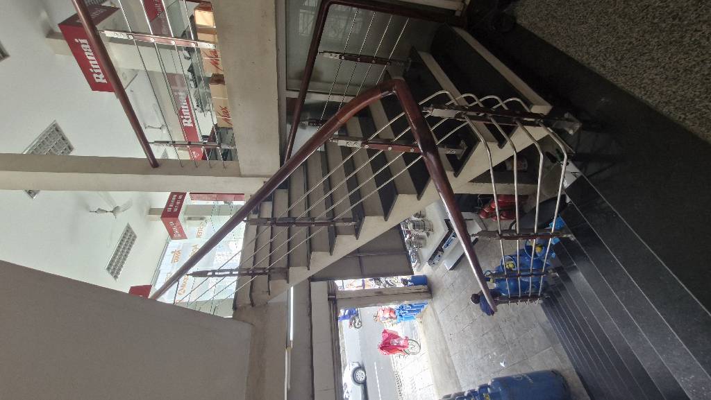 Bán nhà Nguyễn Trãi - diện tích 91m2 4 tầng - Lô góc 3 mặt thoáng - giá 69 tỷ