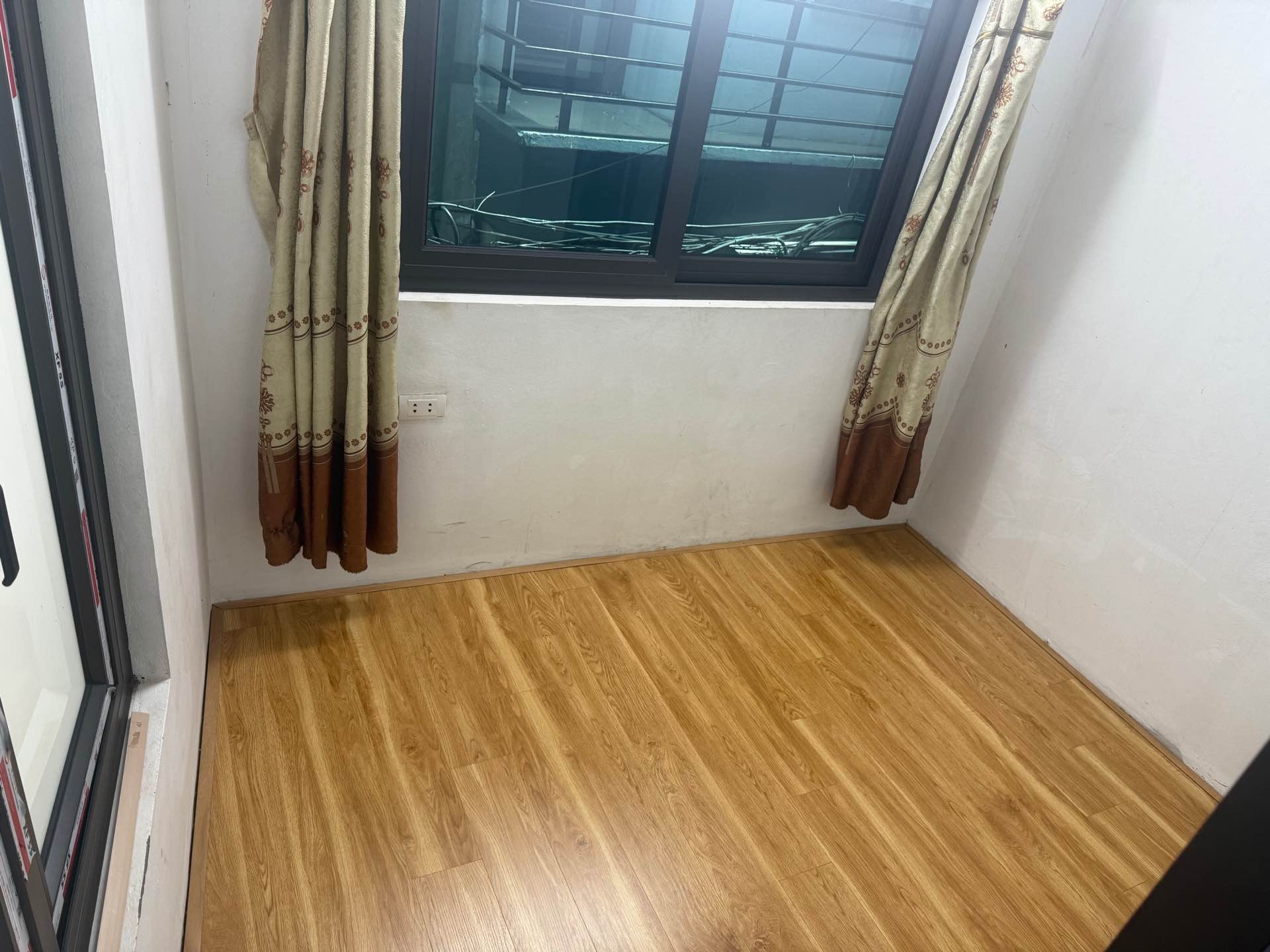 Bán nhà Trần Khát Chân - diện tích 8m2 3 tầng - lô góc - giá 1,65 tỷ