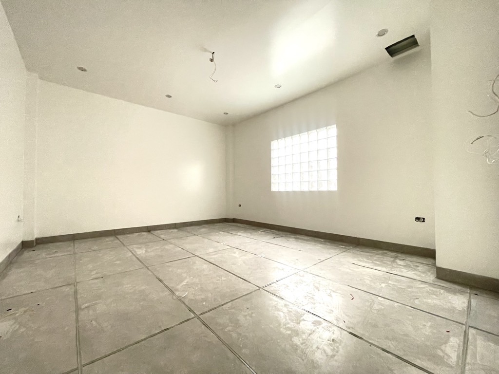 Bán nhà Ngõ Quỳnh - diện tích 91m2 7 tầng - Lô góc 2 mặt thoáng - giá 27,5 tỷ