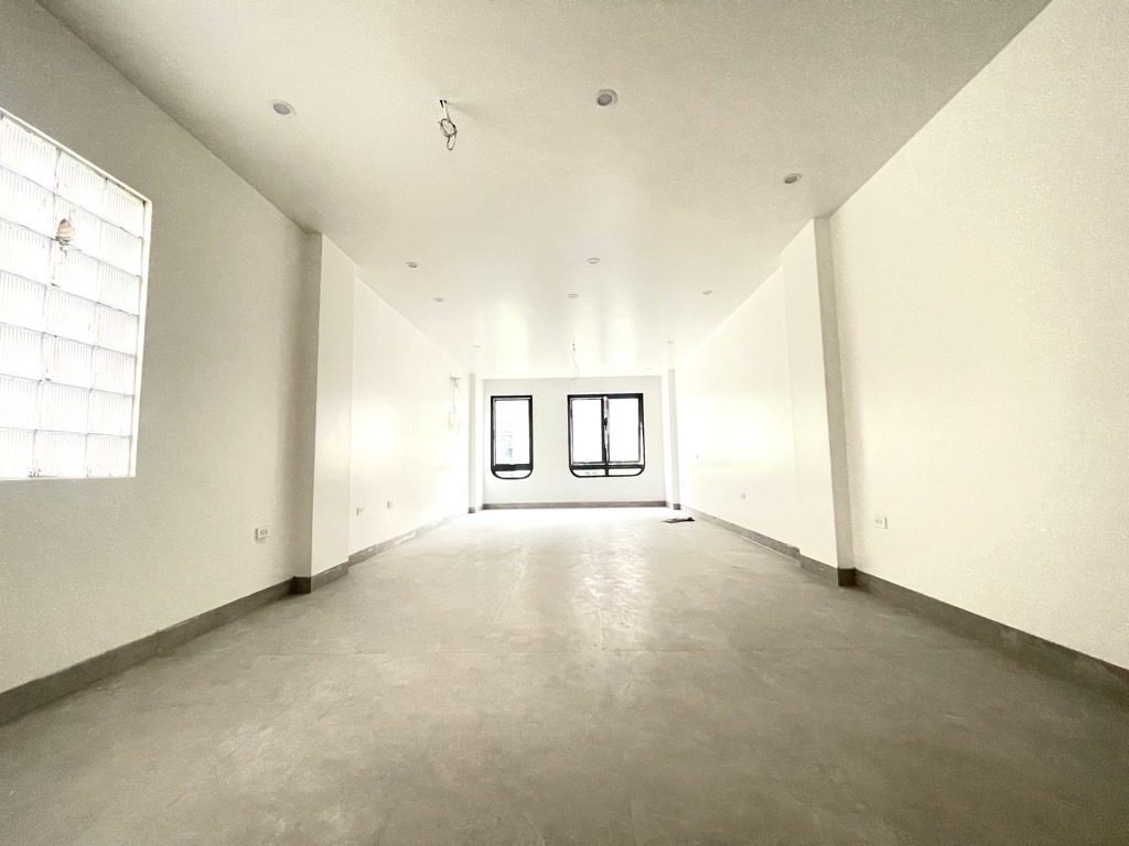 Bán nhà Ngõ Quỳnh - diện tích 91m2 7 tầng - Lô góc 2 mặt thoáng - giá 27,5 tỷ