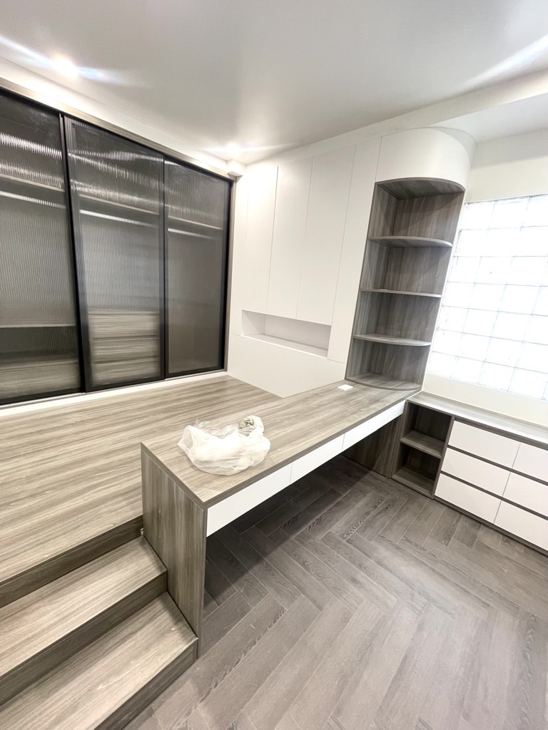 Bán nhà Ngõ Quỳnh - diện tích 91m2 7 tầng - Lô góc 2 mặt thoáng - giá 27,5 tỷ