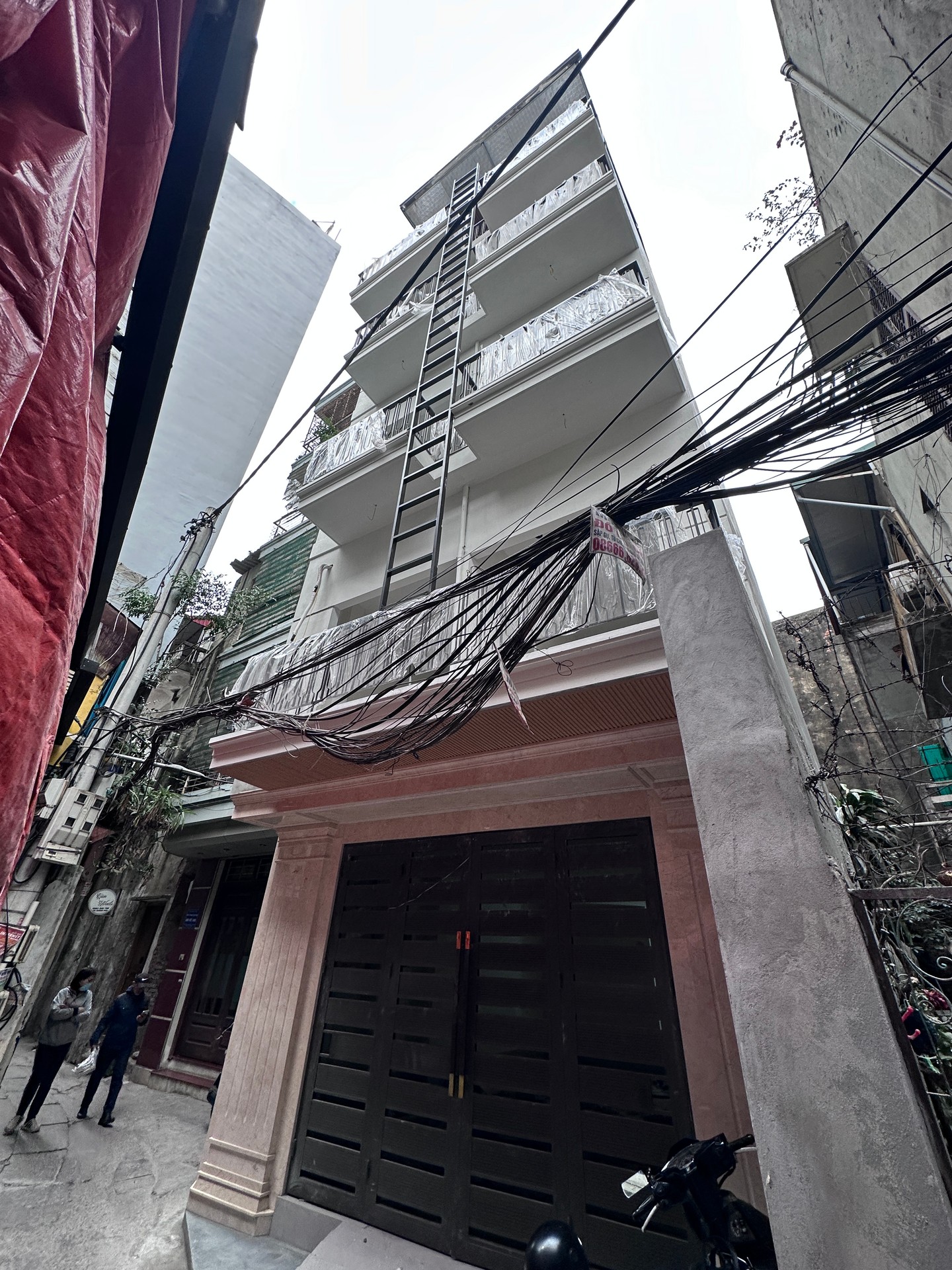 Bán nhà Trương Định - diện tích 85m2 6 tầng - Lô góc 2 mặt thoáng - giá 26,8 tỷ