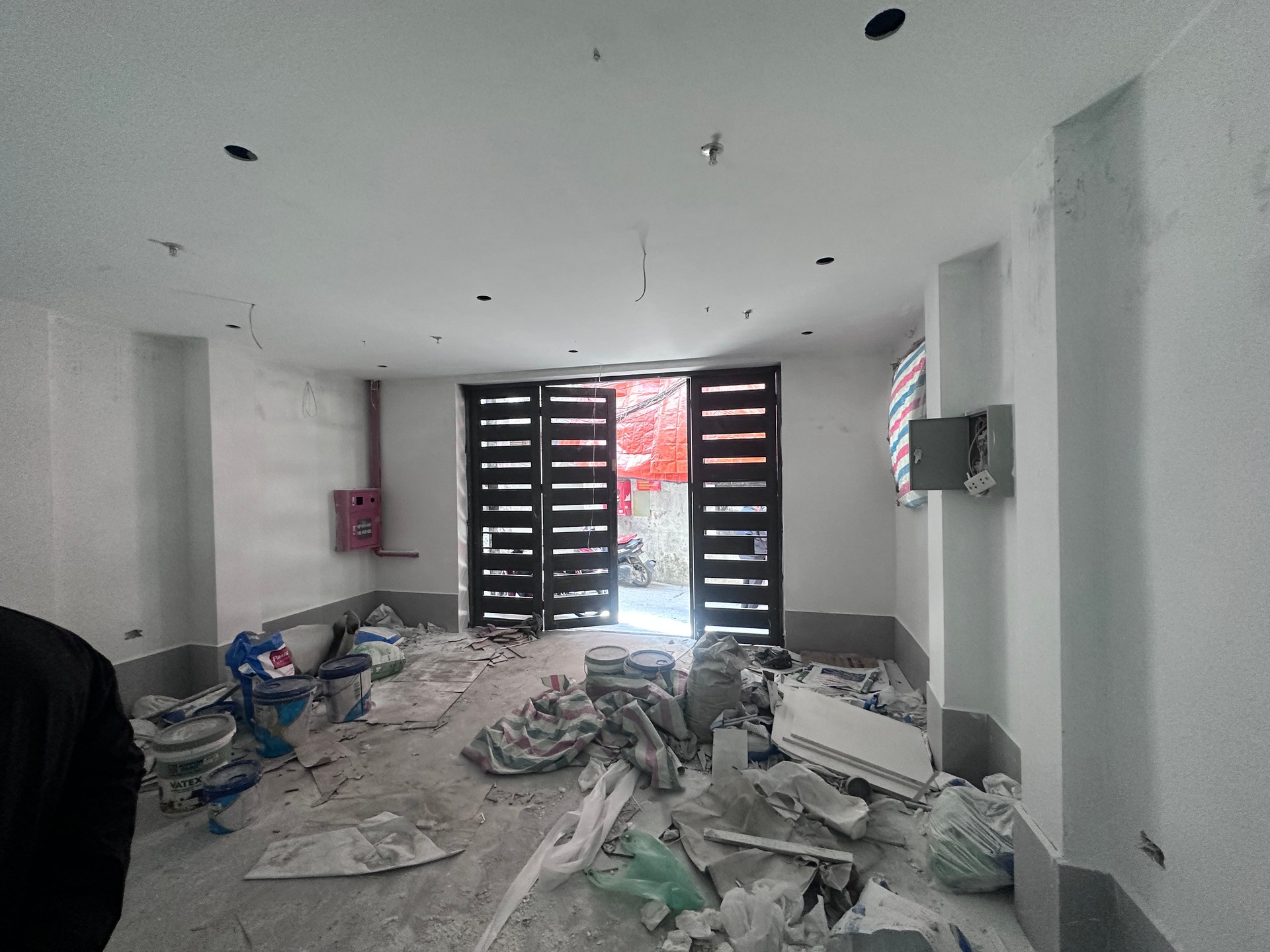 Bán nhà Trương Định - diện tích 85m2 6 tầng - Lô góc 2 mặt thoáng - giá 26,8 tỷ