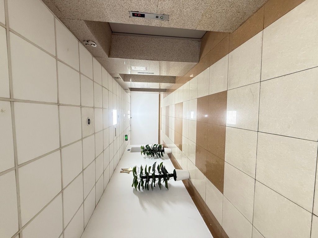 Bán nhà Minh Khai - diện tích 96m2 1 tầng - Chung cư Skylight - giá 8,4 tỷ