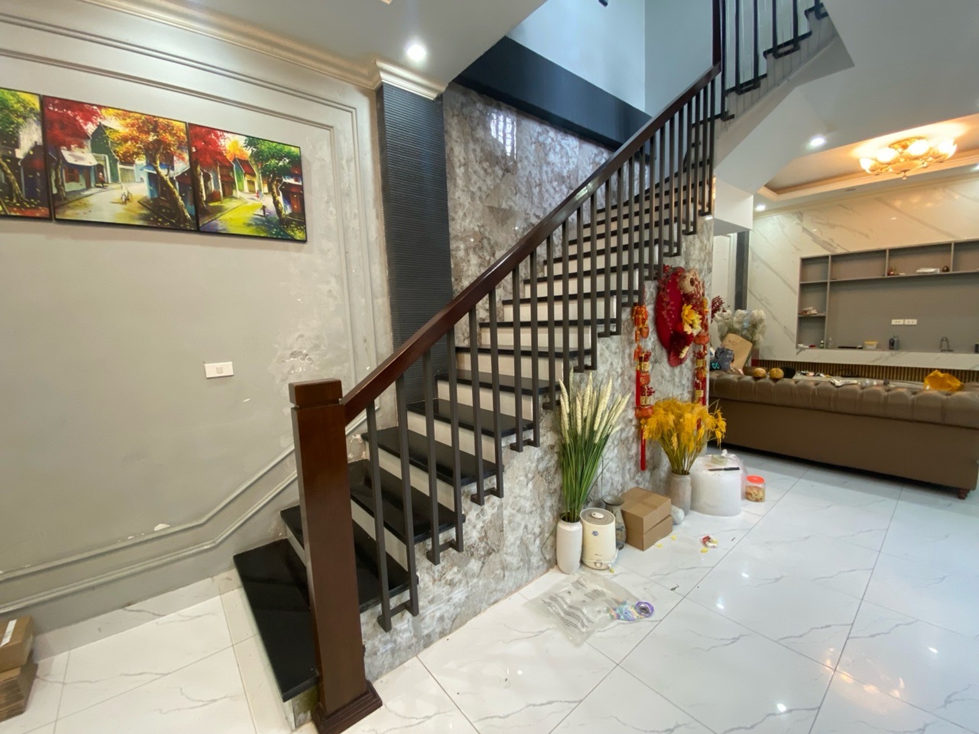 Bán nhà Thịnh Liệt - diện tích 45m2 6 tầng - Ô tô tránh - giá 14,8 tỷ