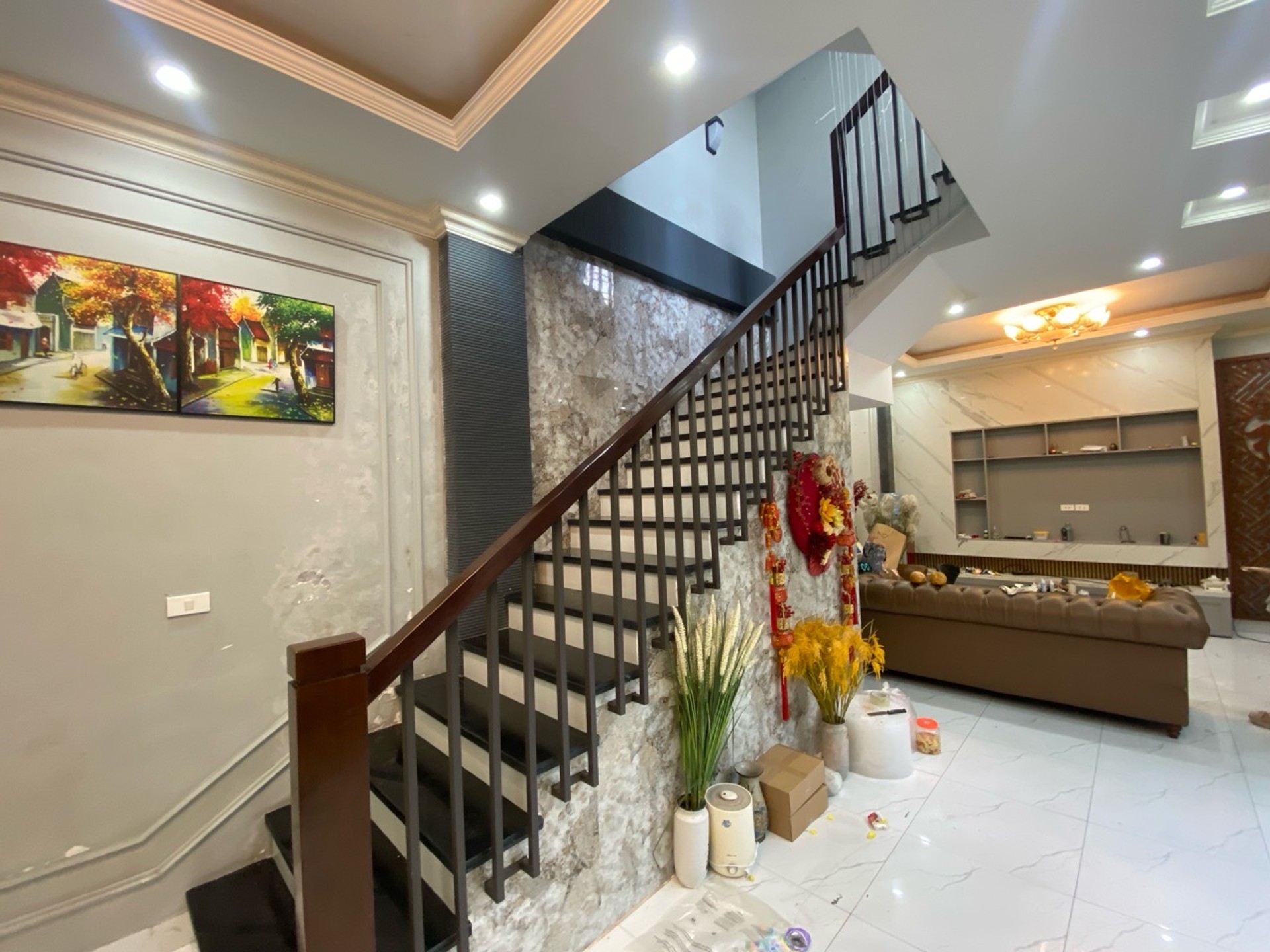 Bán nhà Thịnh Liệt - diện tích 45m2 6 tầng - Ô tô tránh - giá 14,8 tỷ