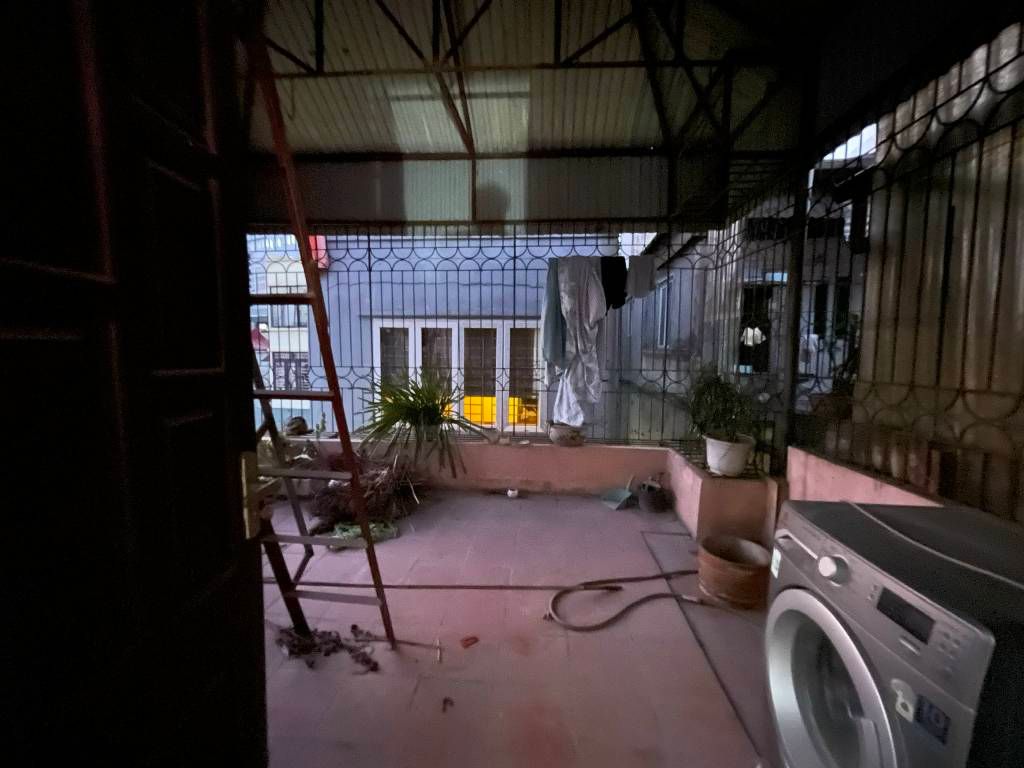 Bán nhà Trương Định - diện tích 42m2 4 tầng - nhà đẹp hiếm có - giá 10,6 tỷ