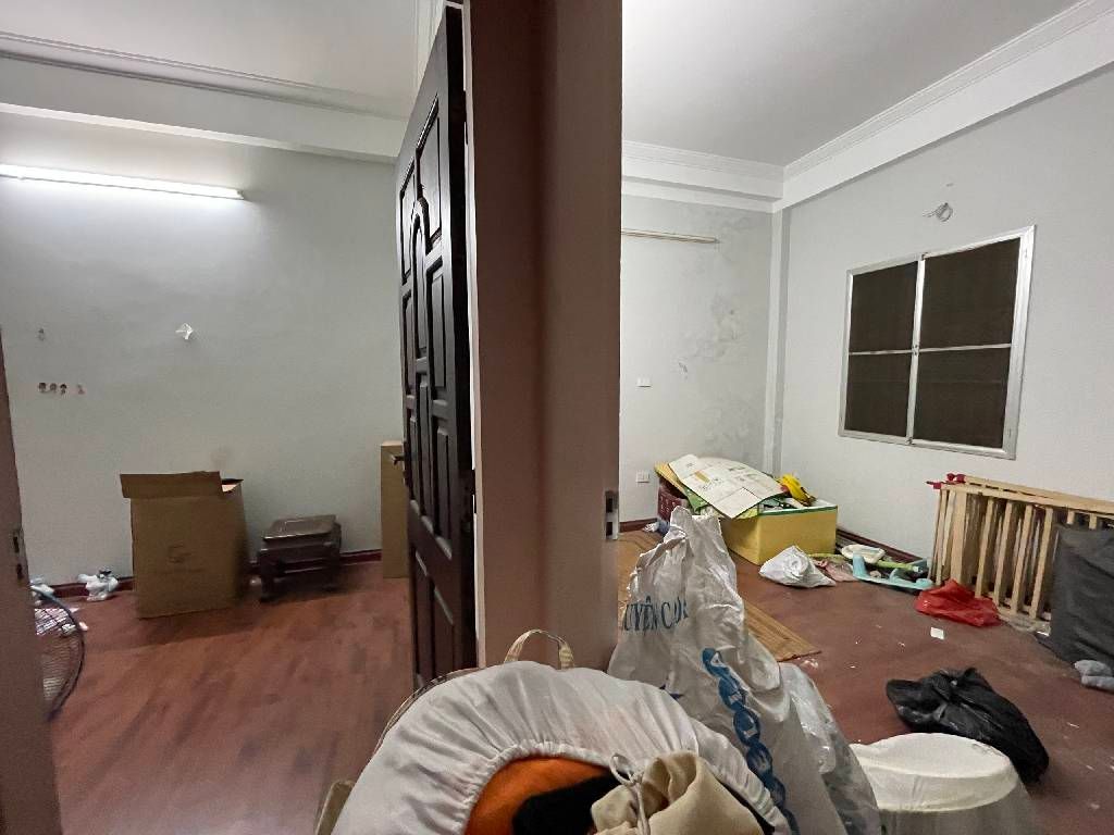 Bán nhà Trương Định - diện tích 42m2 4 tầng - nhà đẹp hiếm có - giá 10,6 tỷ