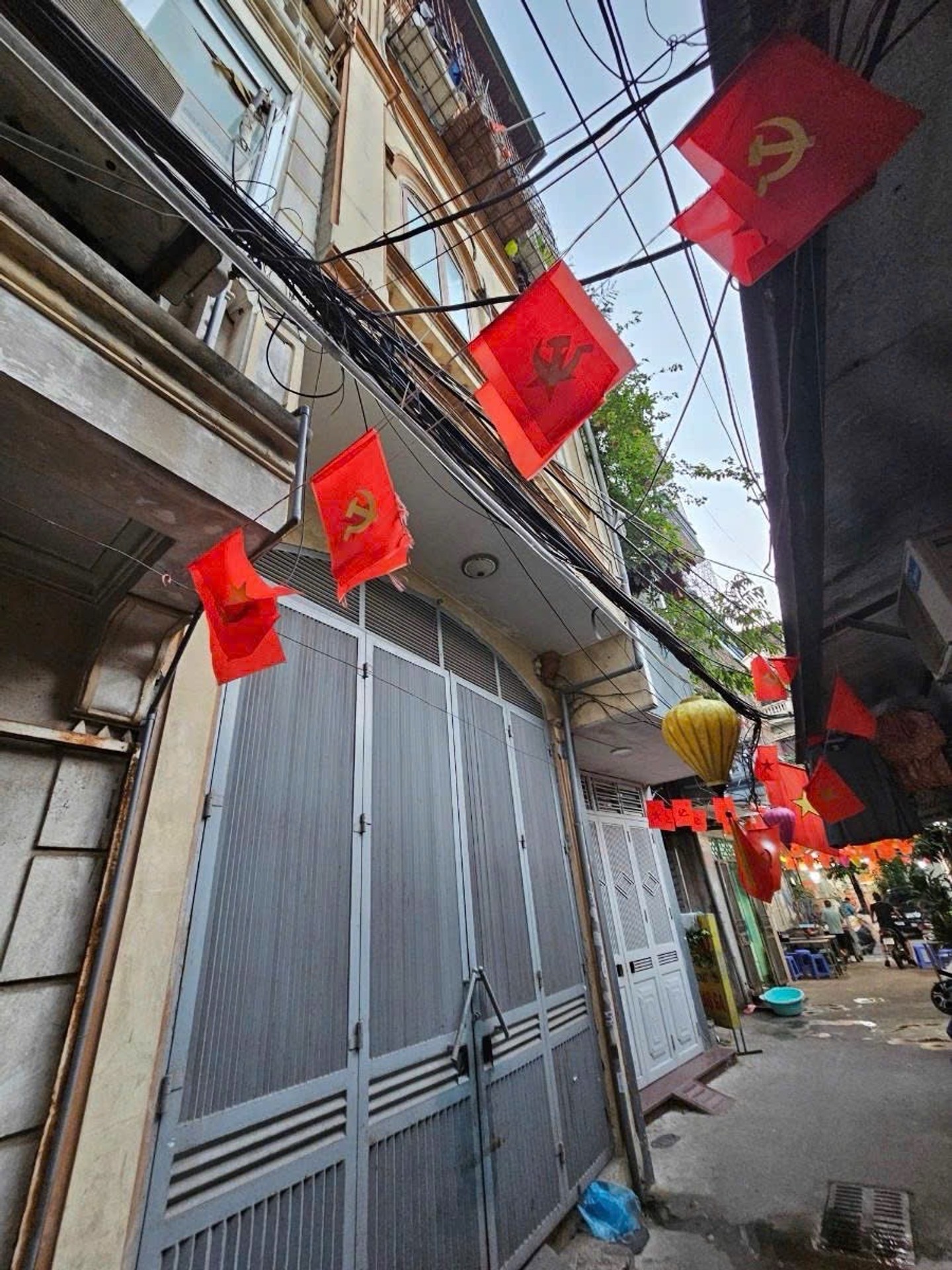 Bán nhà Giáp Bát - diện tích 28m2 4 tầng - ô tô đỗ cửa - giá 5,2 tỷ