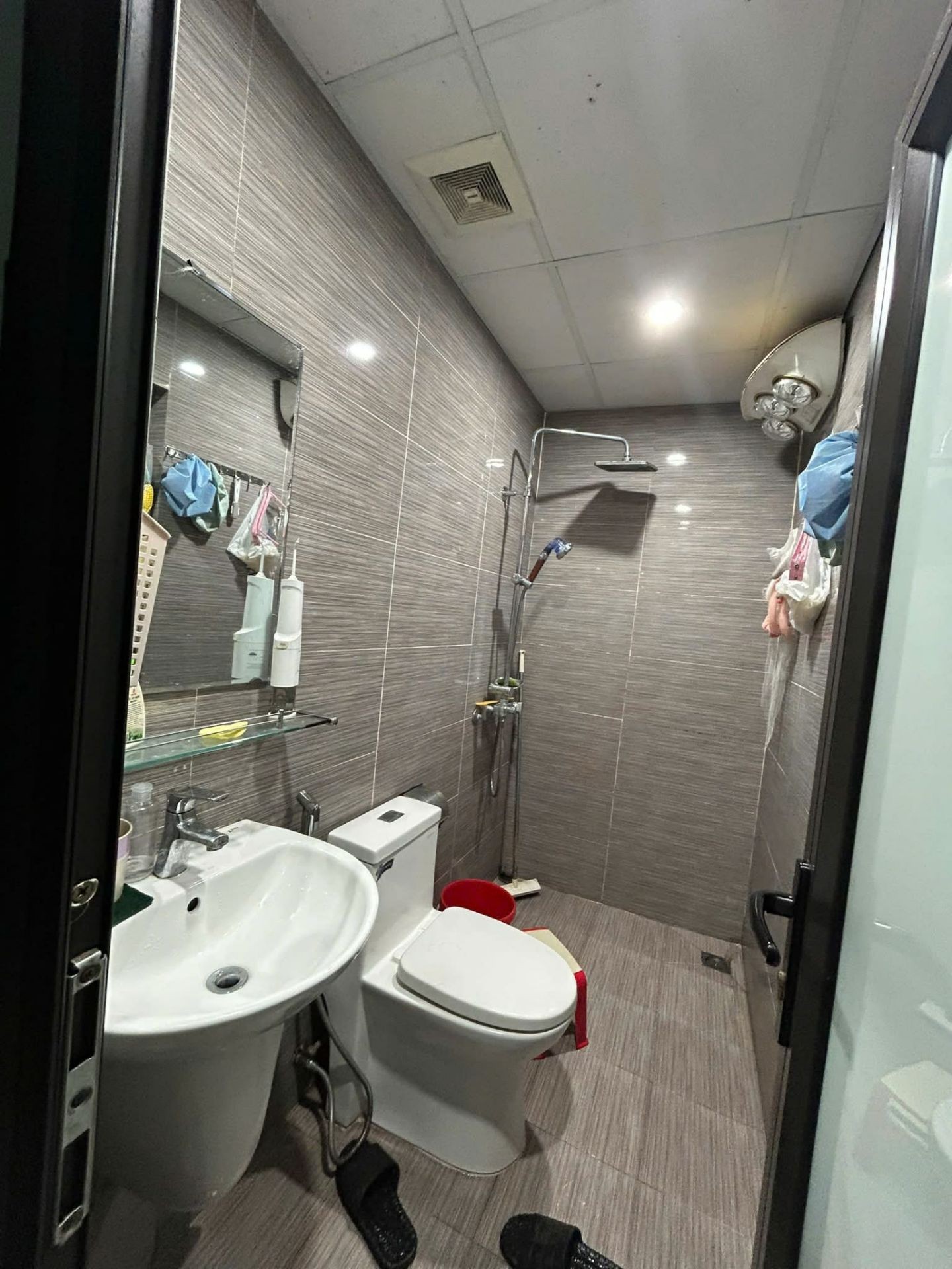 Bán nhà Đại La - diện tích 32m2 1 tầng - Căn hộ đẹp như mới - giá 4,8 tỷ