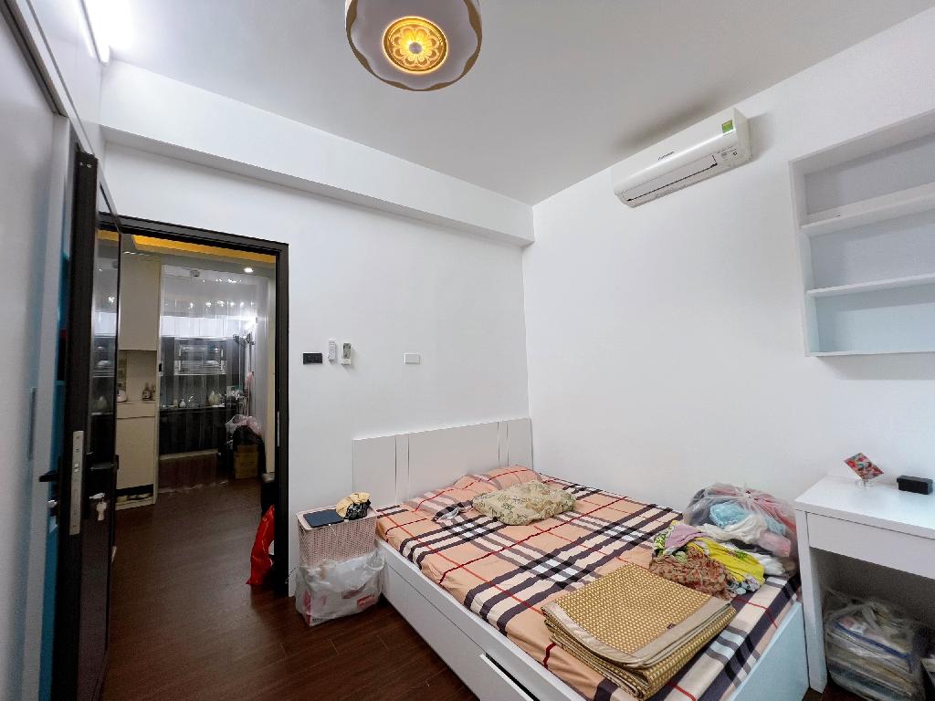 Bán nhà Lĩnh Nam - diện tích 92m2 1 tầng - Căn góc đẹp mới lung linh - giá 4,95 tỷ