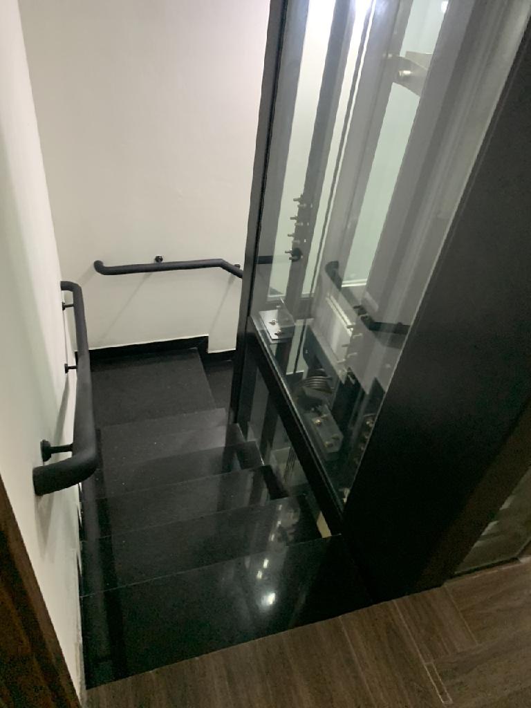 Bán nhà Đại La - diện tích 72m2 6 tầng - Mặt phố, thang máy, vỉa hè rộng - giá 55 tỷ