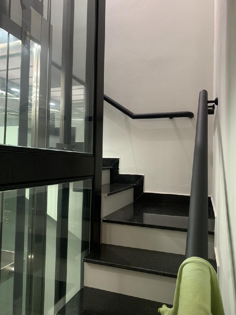 Bán nhà Đại La - diện tích 72m2 6 tầng - Mặt phố, thang máy, vỉa hè rộng - giá 55 tỷ